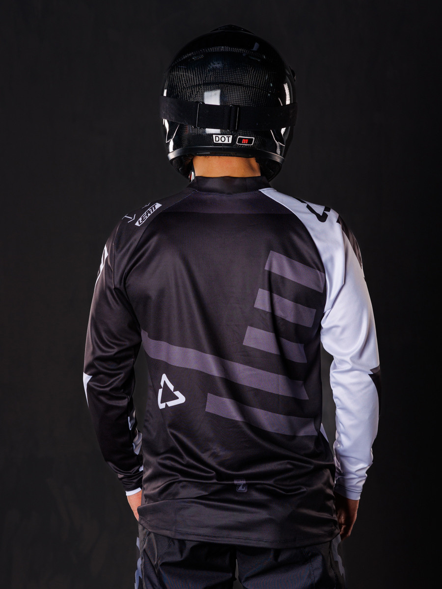 Съумка для Wildberries. Коммерческий фотограф Андрей Тремасов