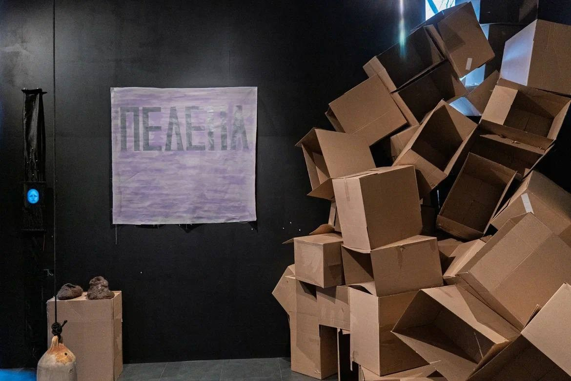 КАРУСЕЛЬКА или как мы стали на 15% интереснее, но самим себе. Елизавета Иванова — независимый куратор, культуролог, исследователь художественных практик, художник