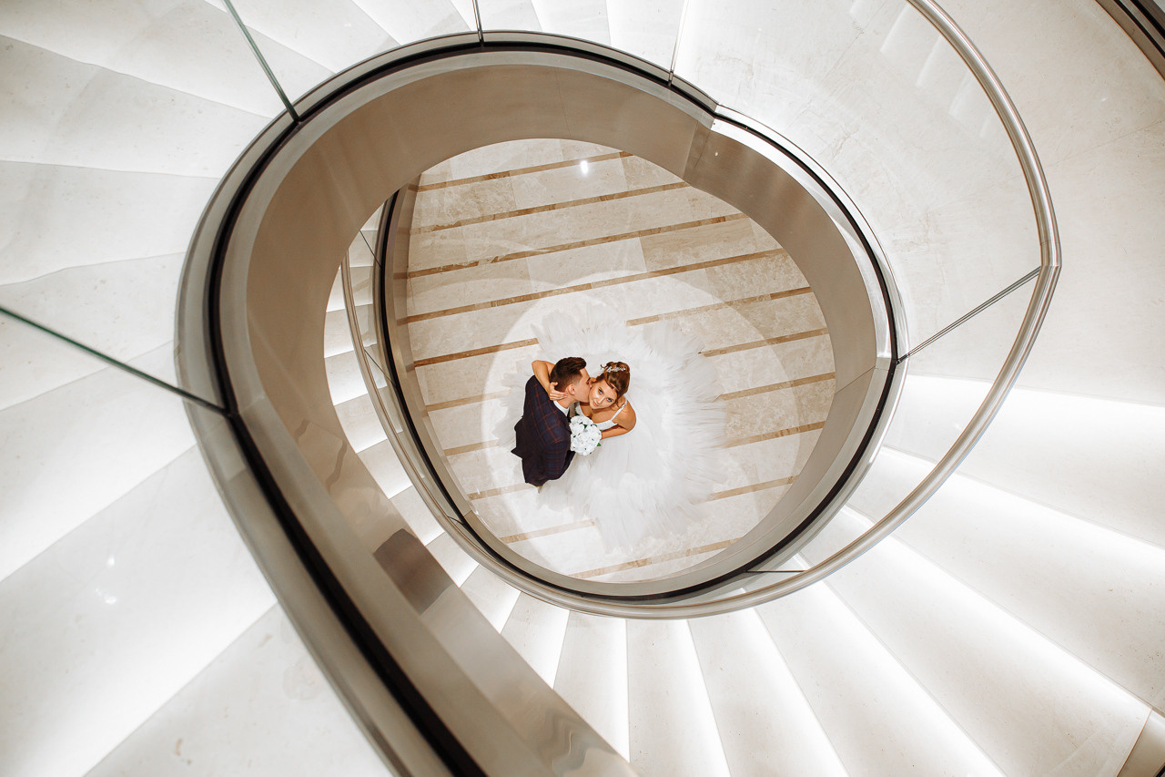 Свадебная фотосессия в Hyatt Regency Москва. Свадебный фотограф Москва и МО Сергей Киржаев