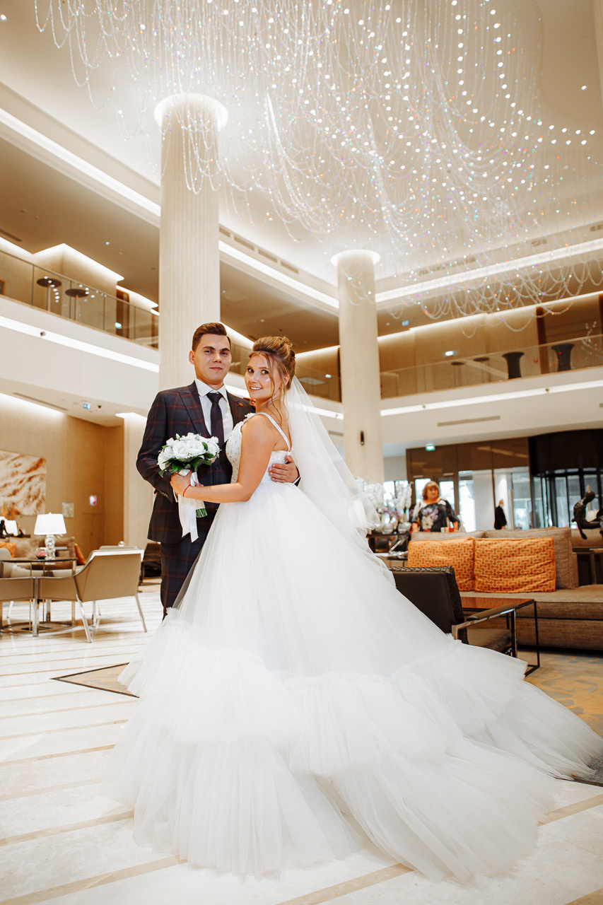 Свадебная фотосессия в Hyatt Regency Москва. Свадебный фотограф Москва и МО Сергей Киржаев