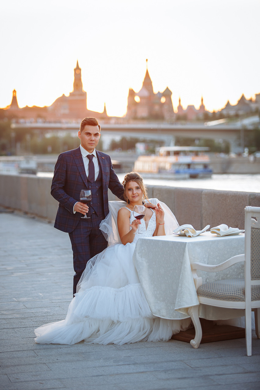 Свадебная фотосессия в Hyatt Regency Москва. Свадебный фотограф Москва и МО Сергей Киржаев