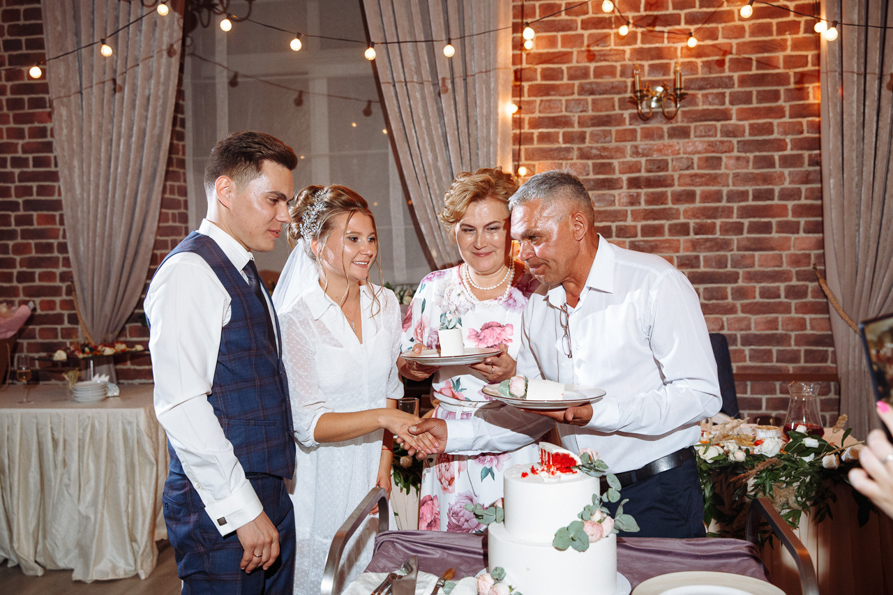 Свадебная фотосессия в Hyatt Regency Москва. Свадебный фотограф Москва и МО Сергей Киржаев