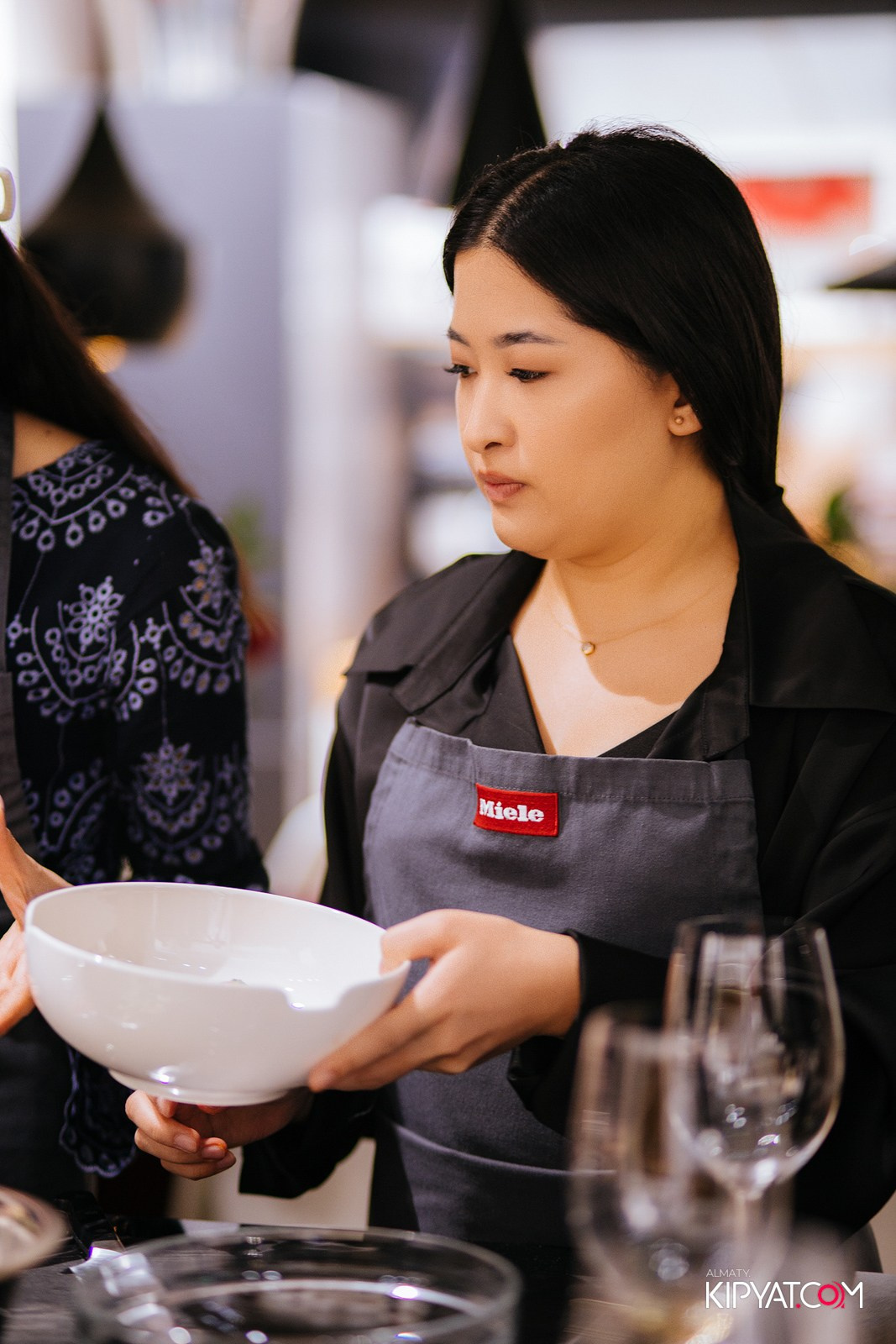 MIELE. КИПЯТКОМ АЛМАТЫ!