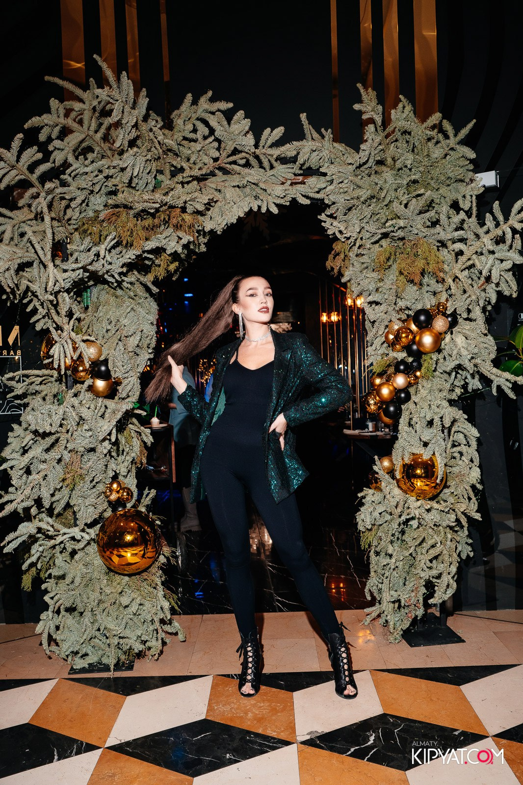 MOOD KARAOKE & TERRACE. КИПЯТКОМ АЛМАТЫ!