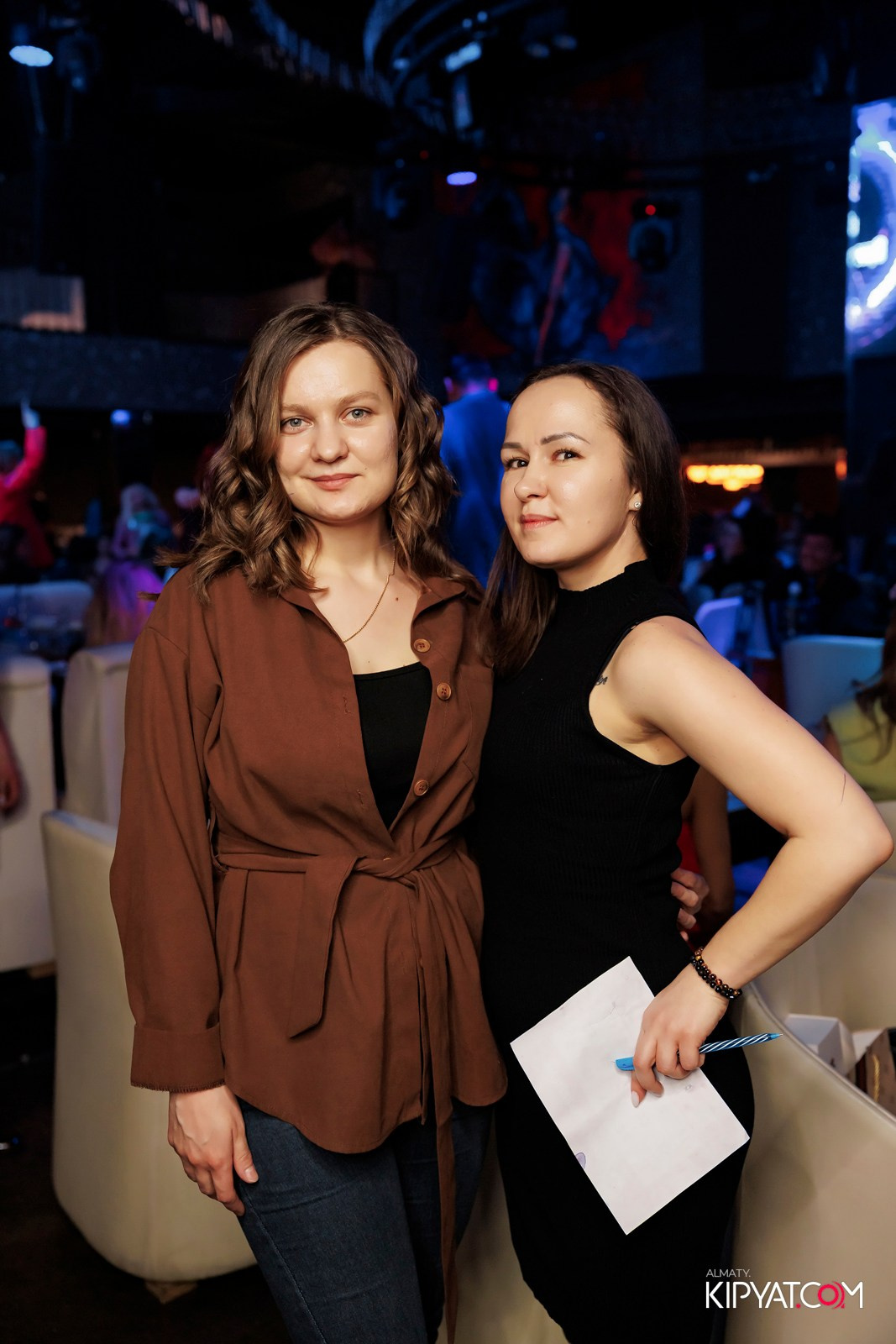 МУЗЫКАЛЬНОЕ ЛОТО В HIT RETRO. КИПЯТКОМ АЛМАТЫ! Фотосъемка мероприятий в Алматы