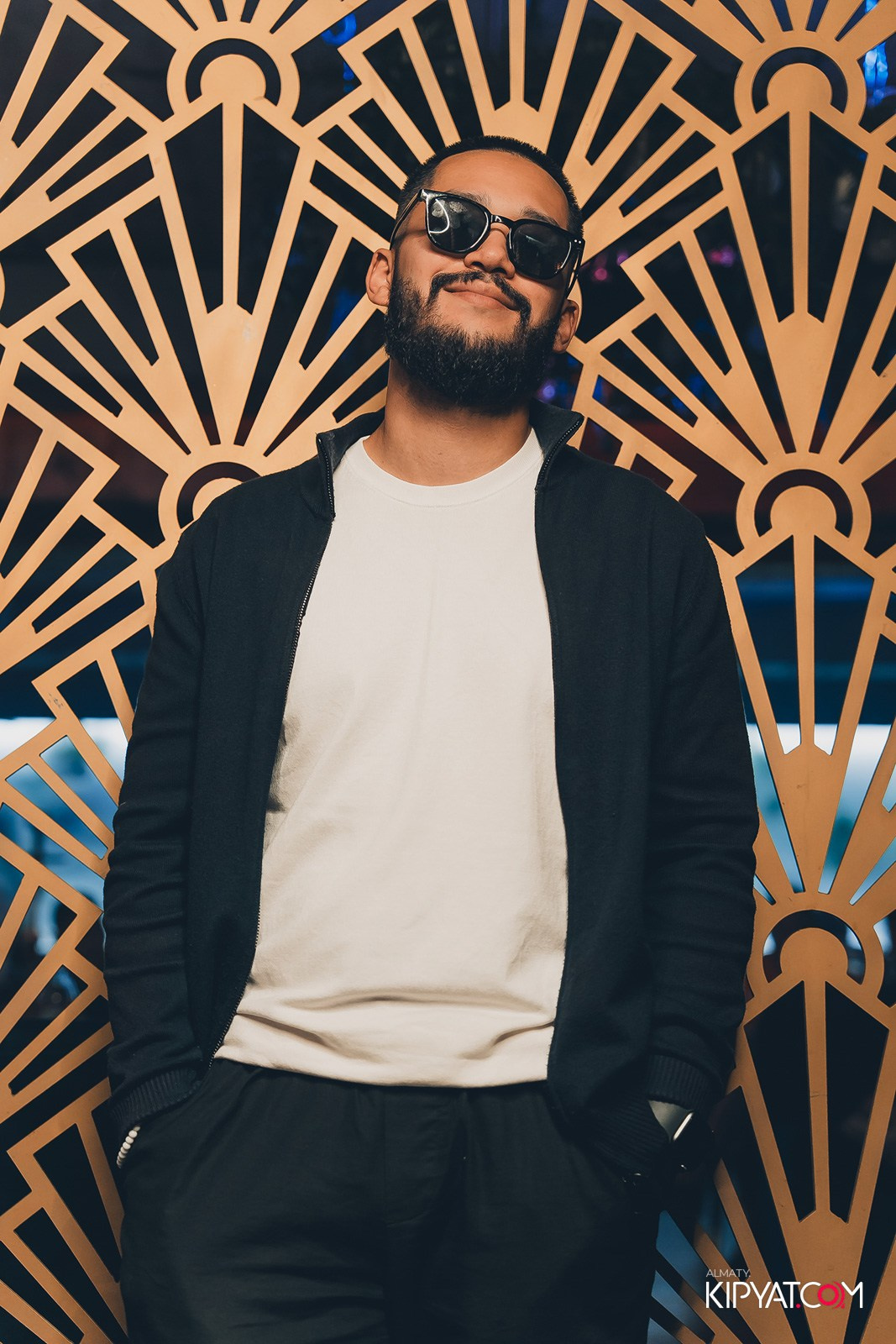 OLOVO BAR НА САТПАЕВА. КИПЯТКОМ АЛМАТЫ!