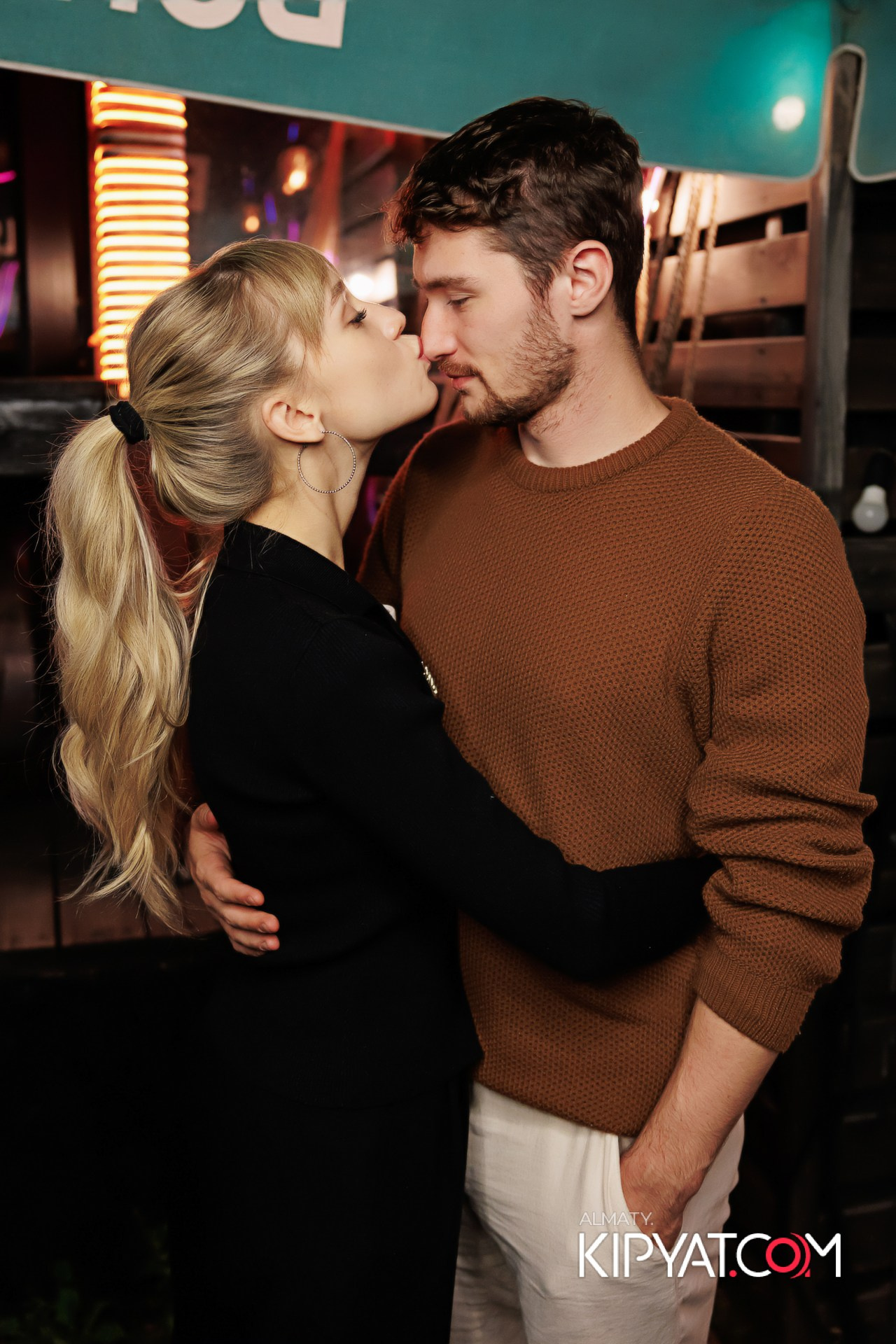 Victory pub. КИПЯТКОМ АЛМАТЫ!