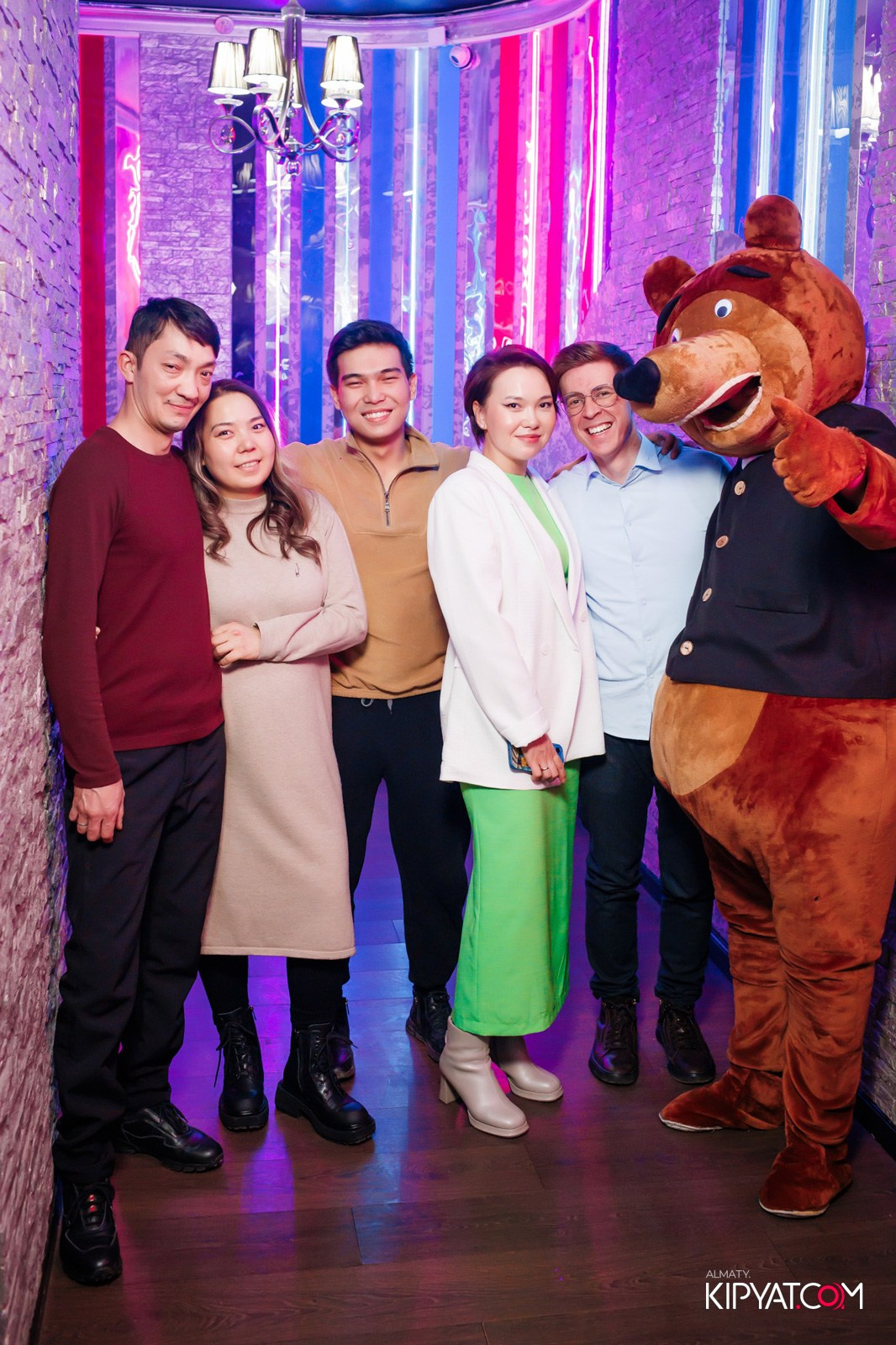 УХО И МЕДВЕДЬ НА ГАГАРИНА. КИПЯТКОМ АЛМАТЫ!