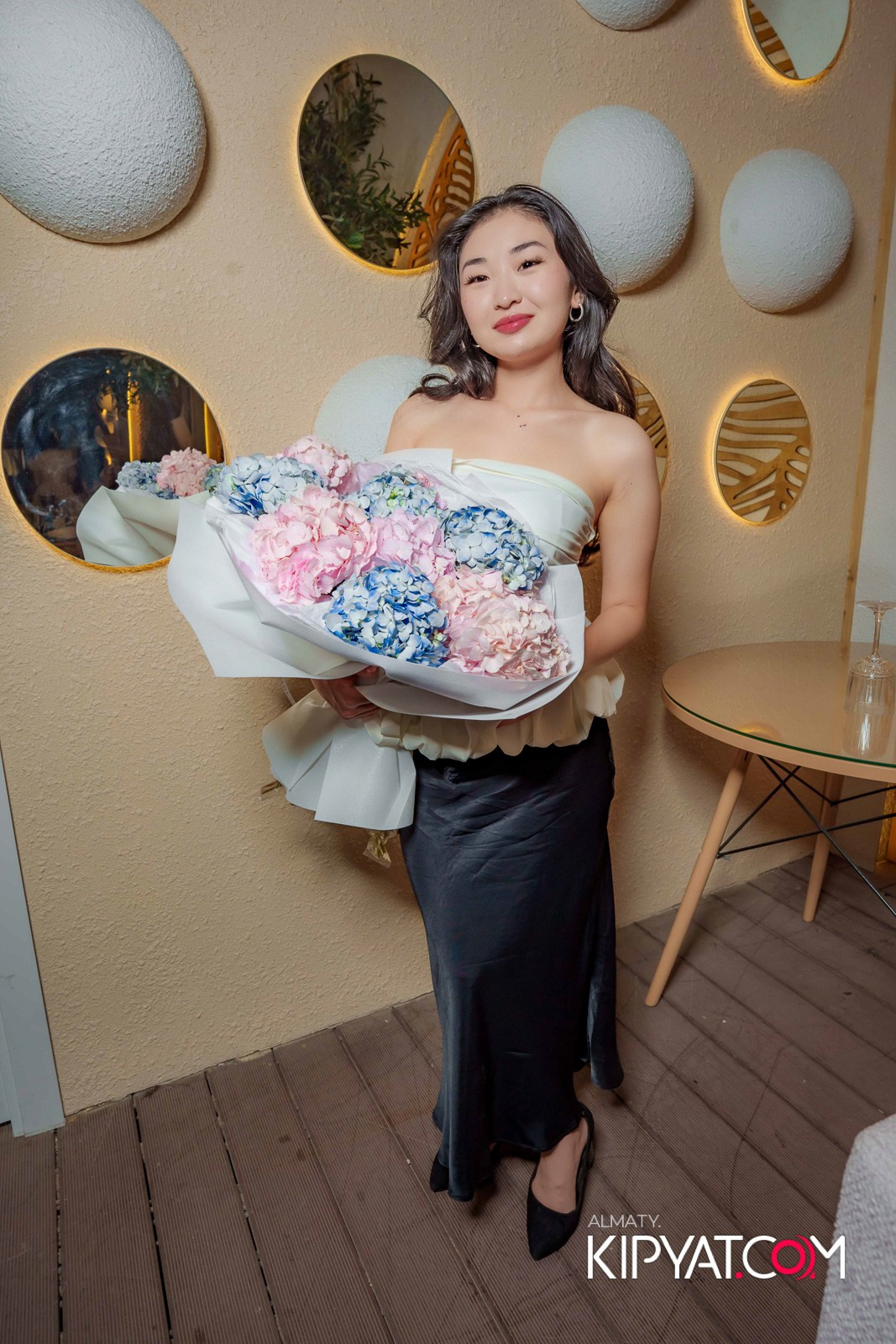 MOOD KARAOKE & TERRACE. КИПЯТКОМ АЛМАТЫ! Фотосъемка мероприятий в Алматы