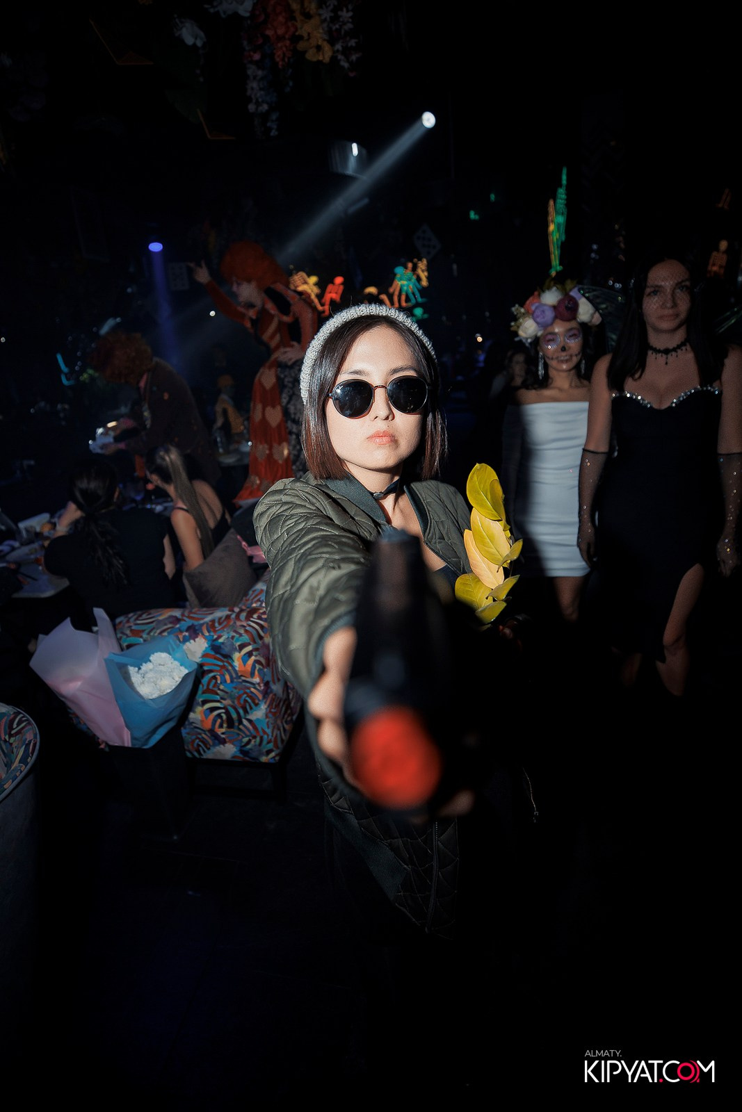 FRIENDS BSR & TERRACE. КИПЯТКОМ АЛМАТЫ!