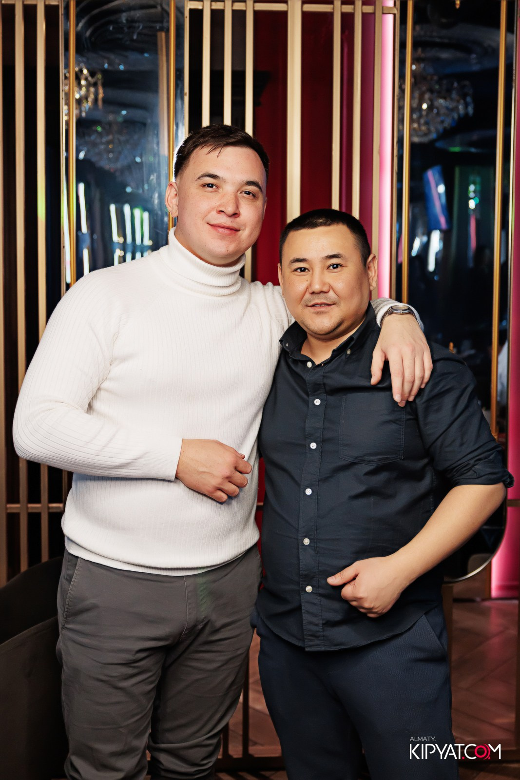 ЗАЯ, НА БИС. КИПЯТКОМ АЛМАТЫ!