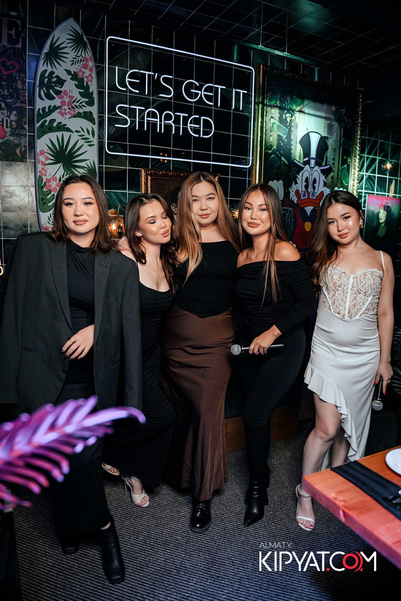 SANTA BARBARA ВЫСТУПЛЕНИЕ ГРУППЫ БРАТЬЯ ГРИММ. КИПЯТКОМ АЛМАТЫ!