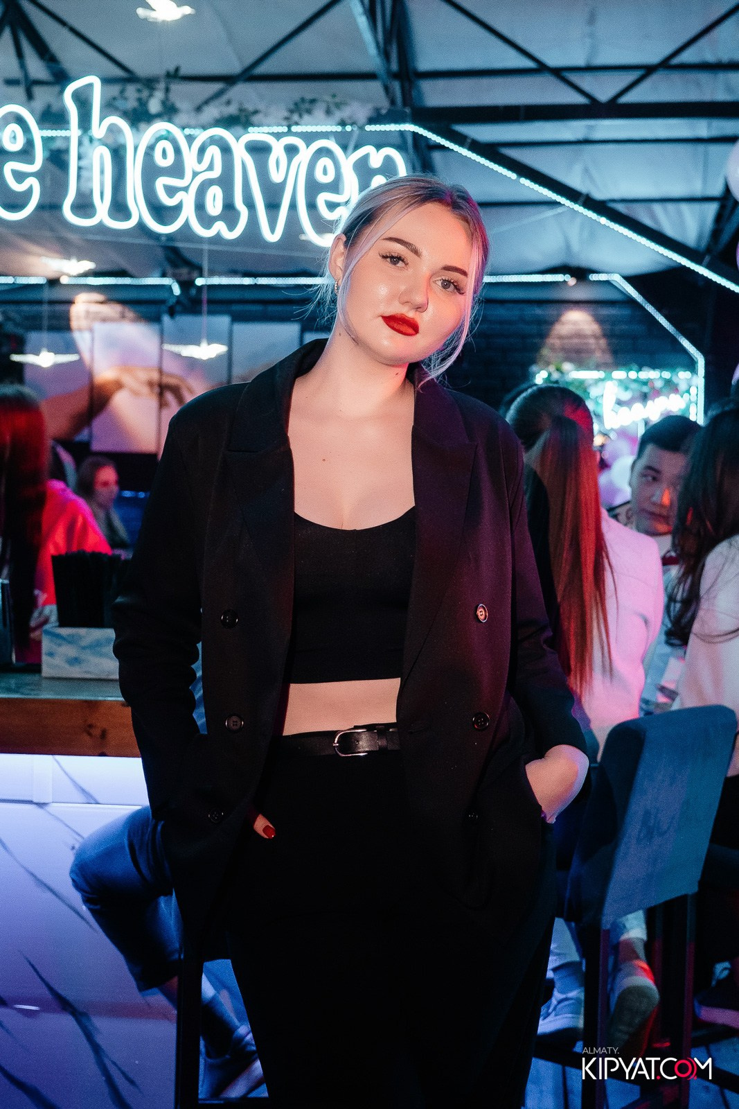 SKY BAR. КИПЯТКОМ АЛМАТЫ!