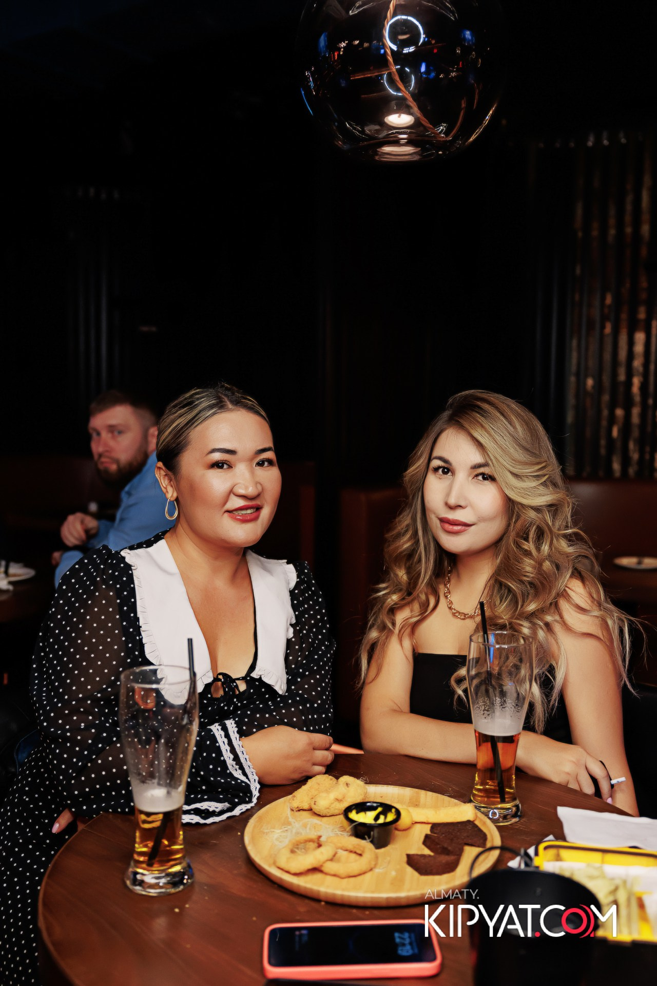 Munchen Pub на Панфилова. КИПЯТКОМ АЛМАТЫ!