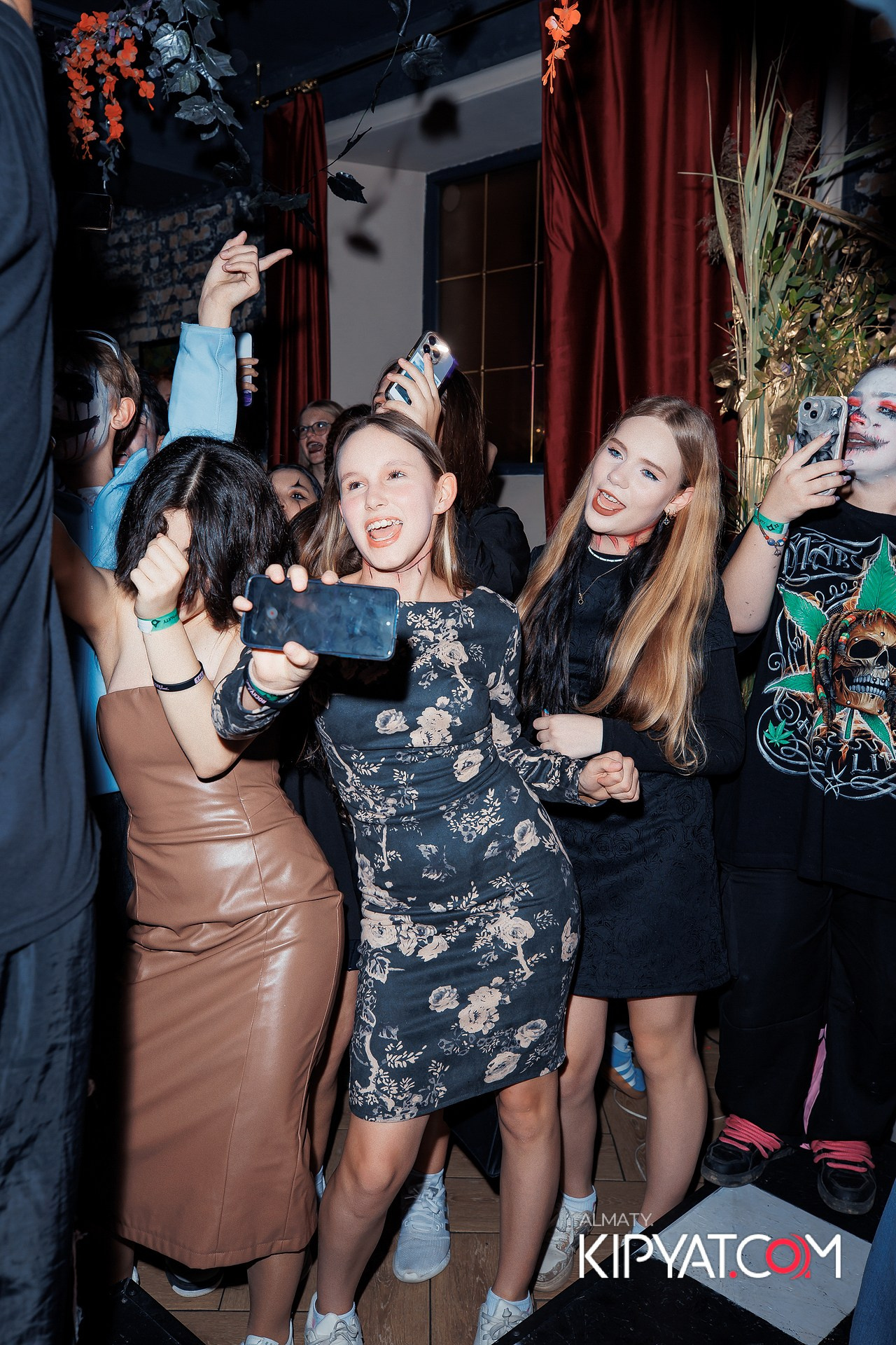 KRASNOFF PARTY ROCKY HORROR BAR. КИПЯТКОМ АЛМАТЫ!