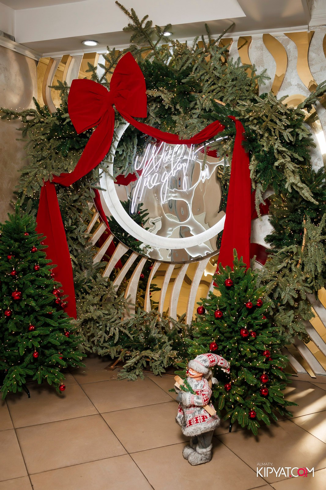 УХО И МЕДВЕДЬ НА КУРМАНГАЗЫ. КИПЯТКОМ АЛМАТЫ! Фотосъемка мероприятий в Алматы