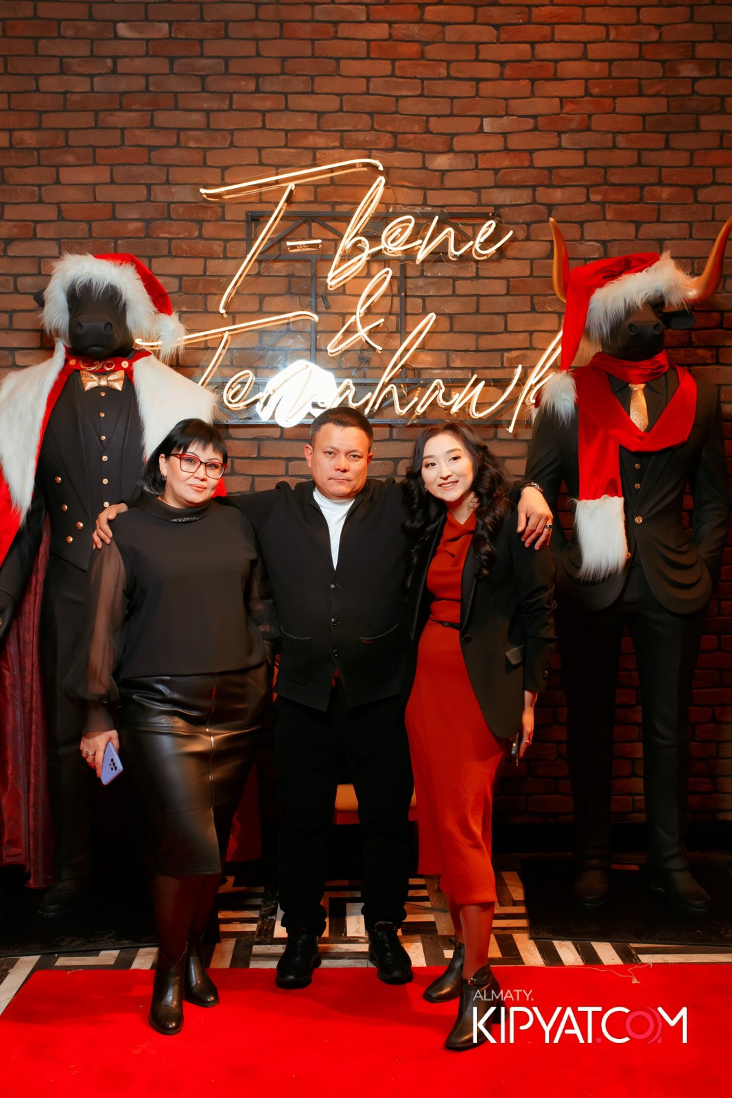 ZIYAFET MEAT HOUSE. КИПЯТКОМ АЛМАТЫ!