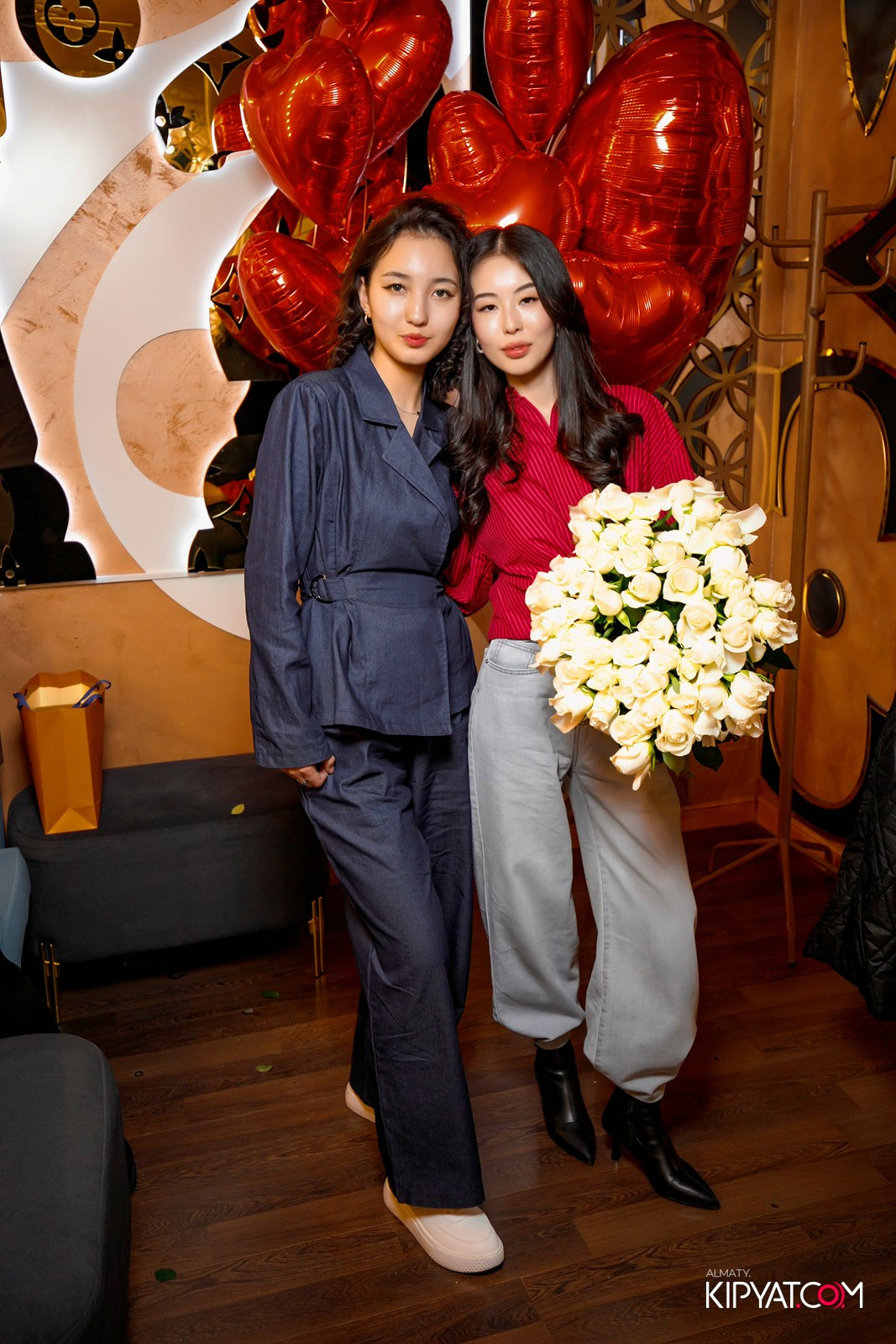 УХО И МЕДВЕДЬ НА КУРМАНГАЗЫ. КИПЯТКОМ АЛМАТЫ! Фотосъемка мероприятий в Алматы