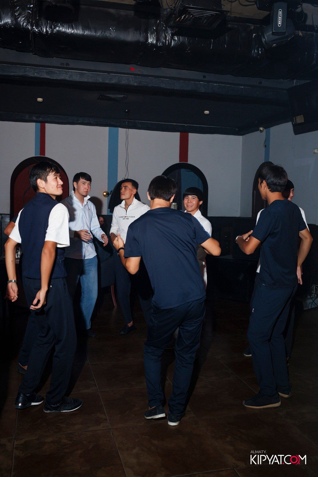 ARAGOSTA. КИПЯТКОМ АЛМАТЫ! Фотосъемка мероприятий в Алматы