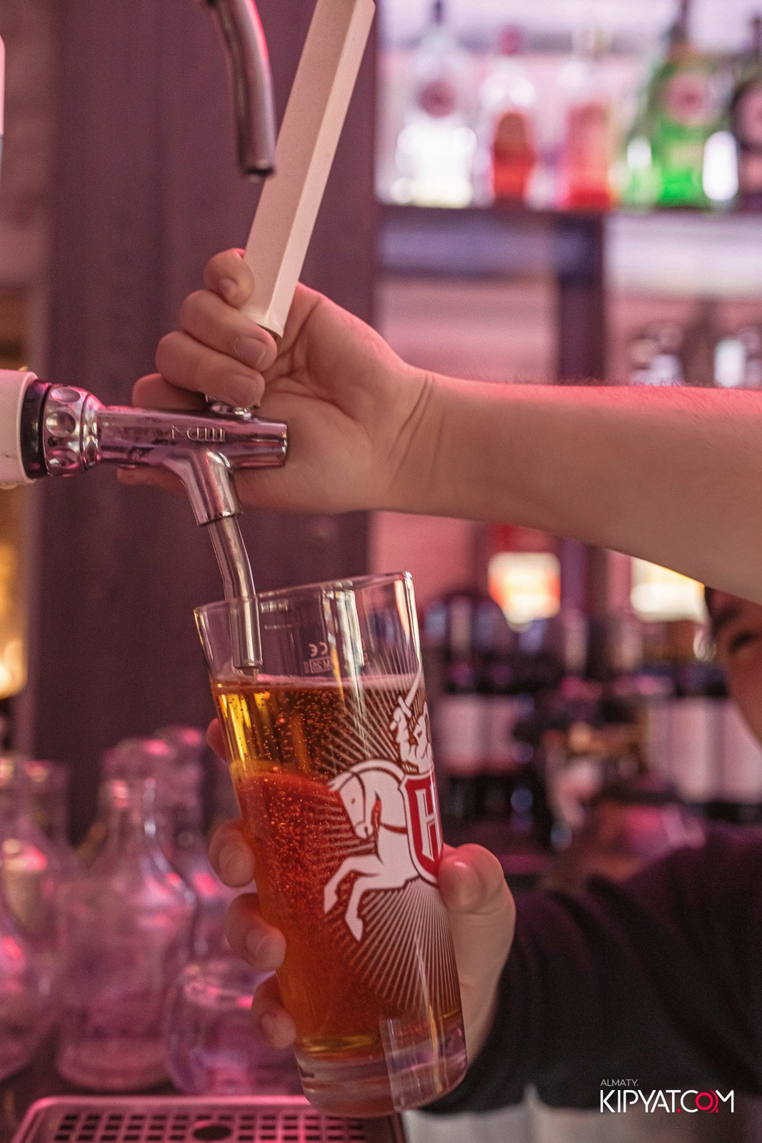 УХО И МЕДВЕДЬ НА ГАГАРИНА. КИПЯТКОМ АЛМАТЫ!