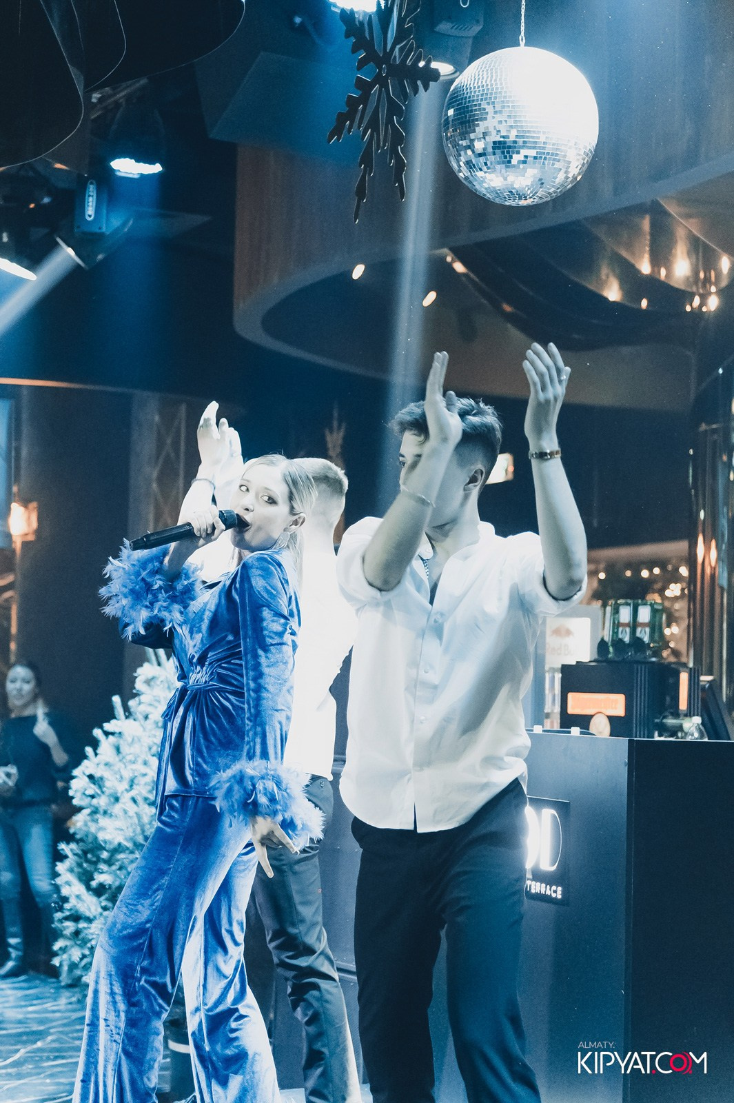 MOOD KARAOKE & TERRACE. КИПЯТКОМ АЛМАТЫ!