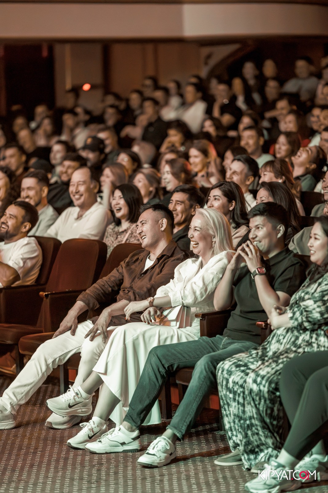 STAND UP КОНЦЕРТ АЛЕКСАНДА МЕРКУЛЬ. КИПЯТКОМ АЛМАТЫ!