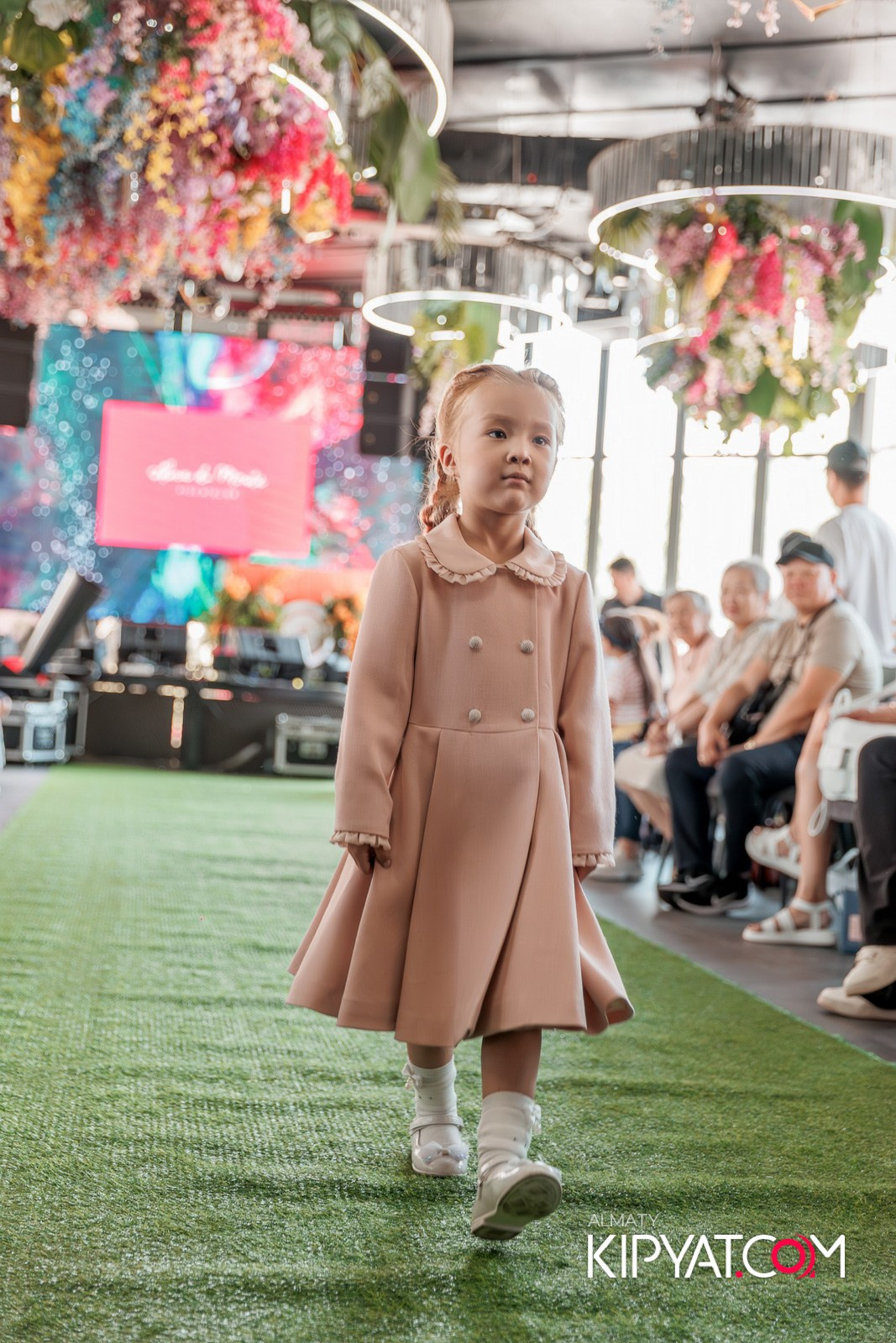 PROM KIDS FASHION SHOW. КИПЯТКОМ АЛМАТЫ!