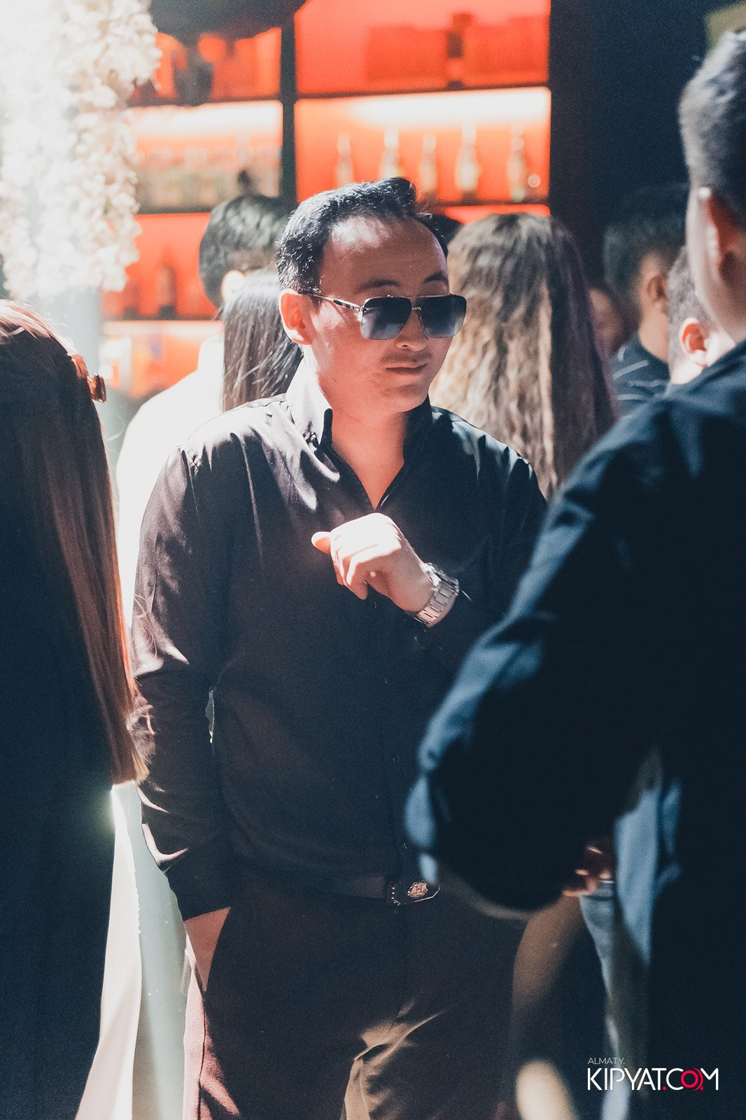 UYAT EMES BAR. КИПЯТКОМ АЛМАТЫ!