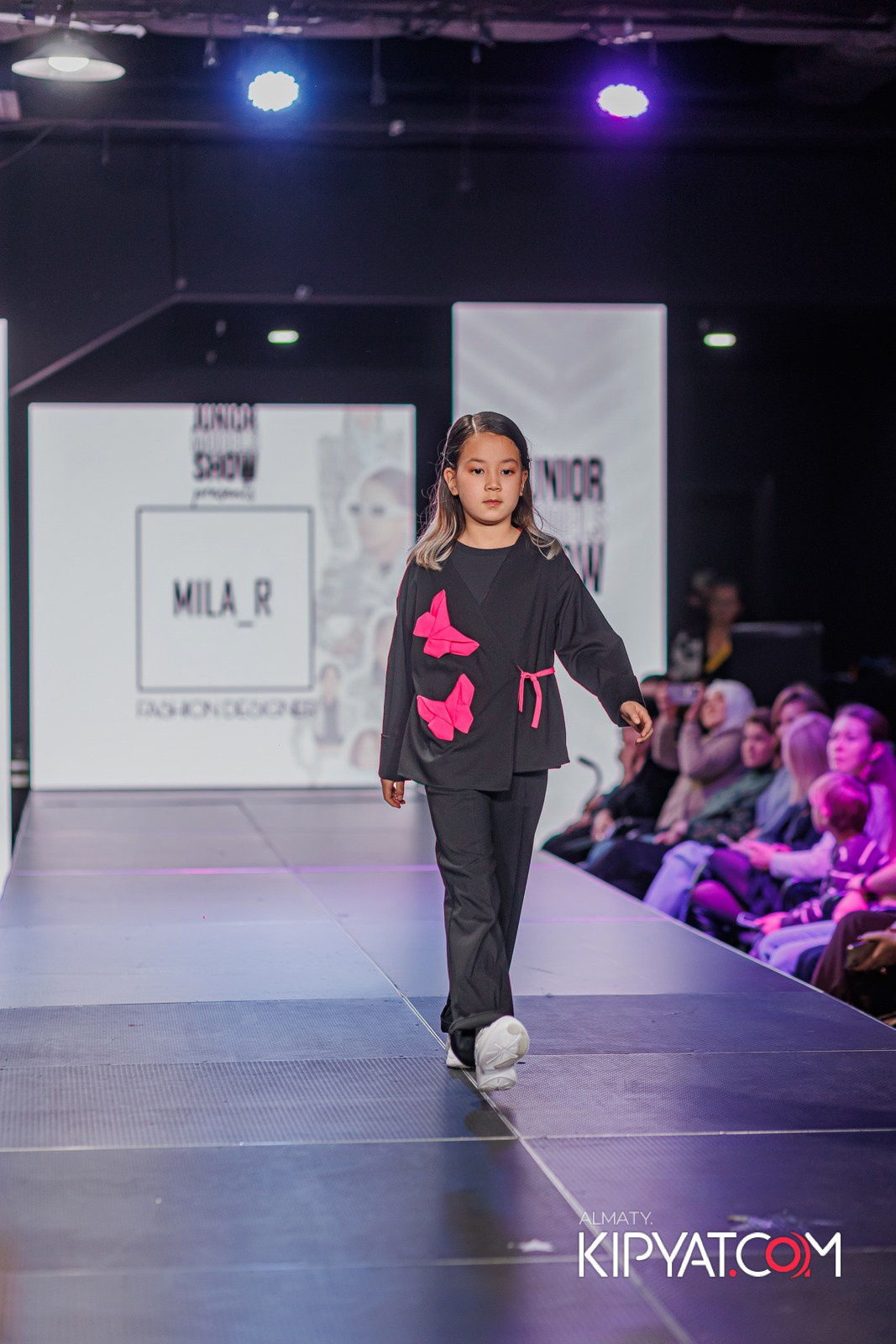 JUNIOR MODELS SHOW В РАМКАХ БЛАГОТВОРИТЕЛЬНОГО ПРОЕКТА МОДА ЗА СЧАСТЬЕ ДЕТЕЙ. КИПЯТКОМ АЛМАТЫ!
