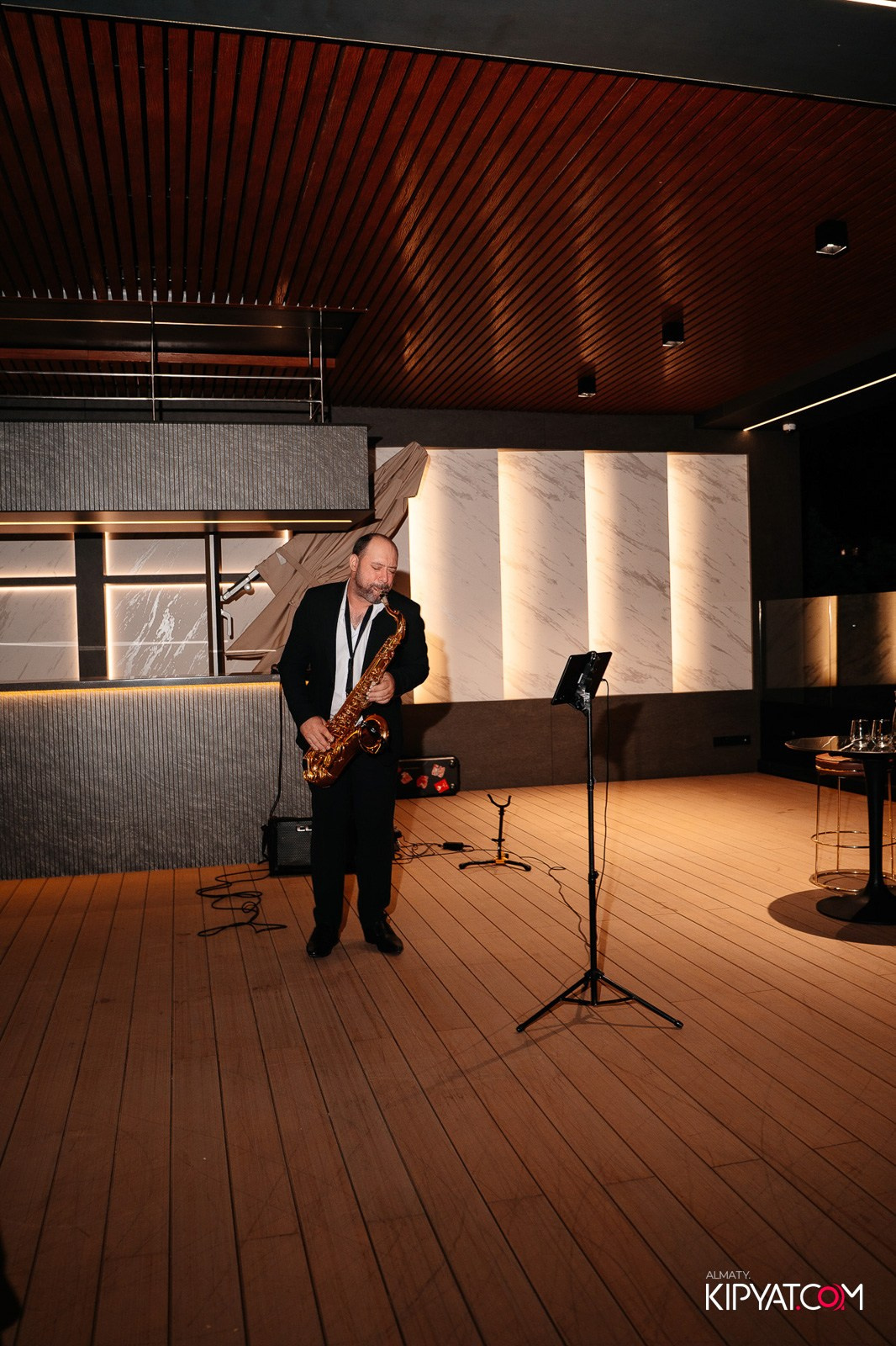 UNLIMITED PASTA AND WINE BY AZURE. КИПЯТКОМ АЛМАТЫ!