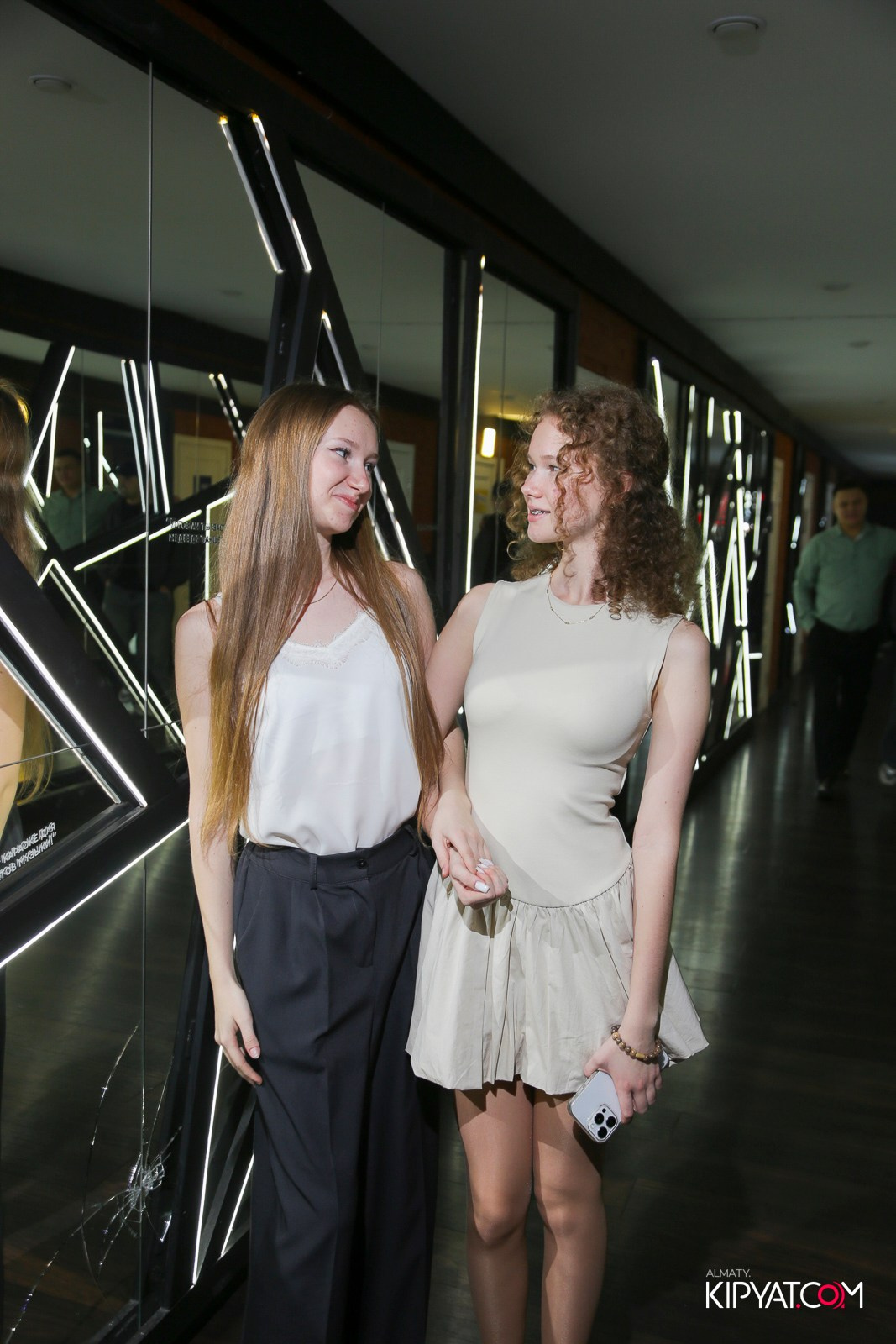 УХО И МЕДВЕДЬ НА САИНА. КИПЯТКОМ АЛМАТЫ! Фотосъемка мероприятий в Алматы