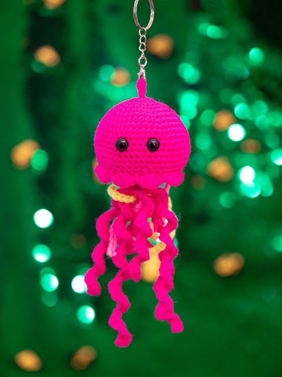 Профессиональная предметная фотосъемка брелков в Москве и Московской области. Фотостудия в Москве LUXARTPHOTO