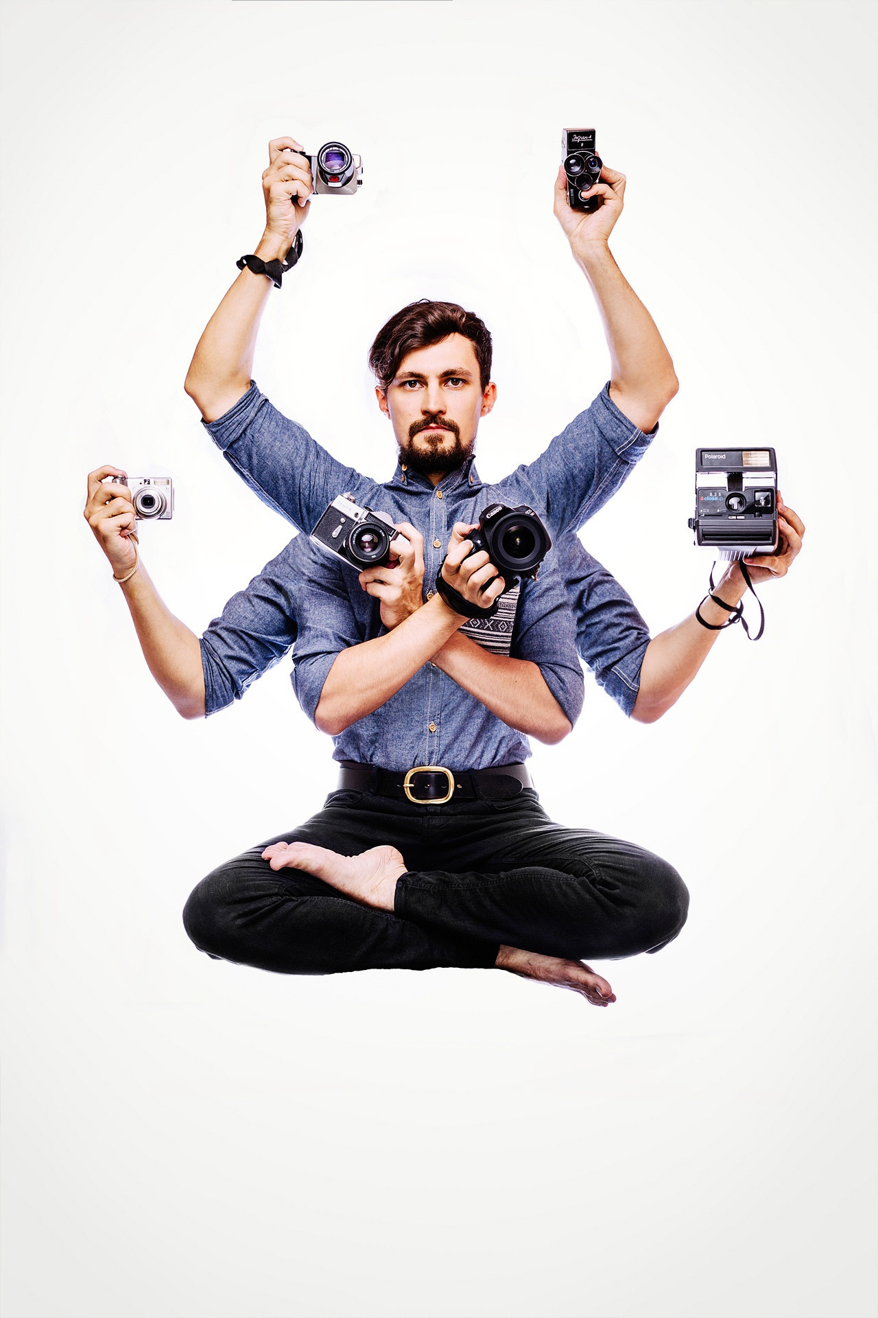 Арт. Антон Ив