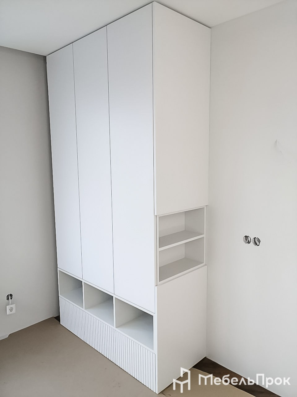 Шкафы распашные. Главная