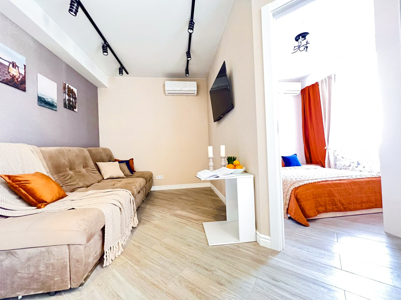 Шикарная квартира в центральном Сочи, рядом с морем!. Квартиры посуточно, длительно в Сочи, LARA APART GROUP