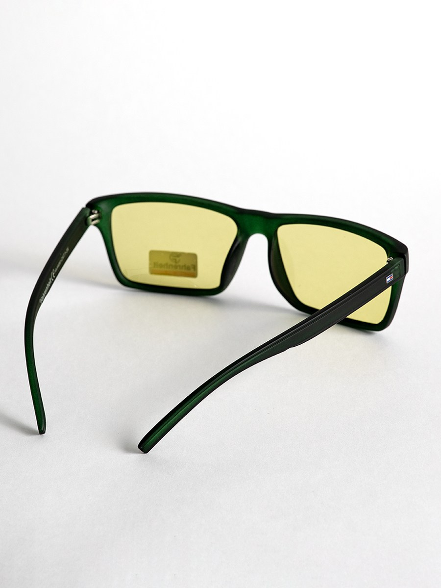 Съемка солнцезащитных очков. Фотограф в Санкт-Петербурге