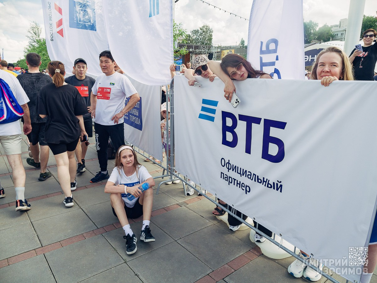 Тюменский марафон «Врата Сибири 2026». Дмитрий Изосимов — фото/видео в Тюмени