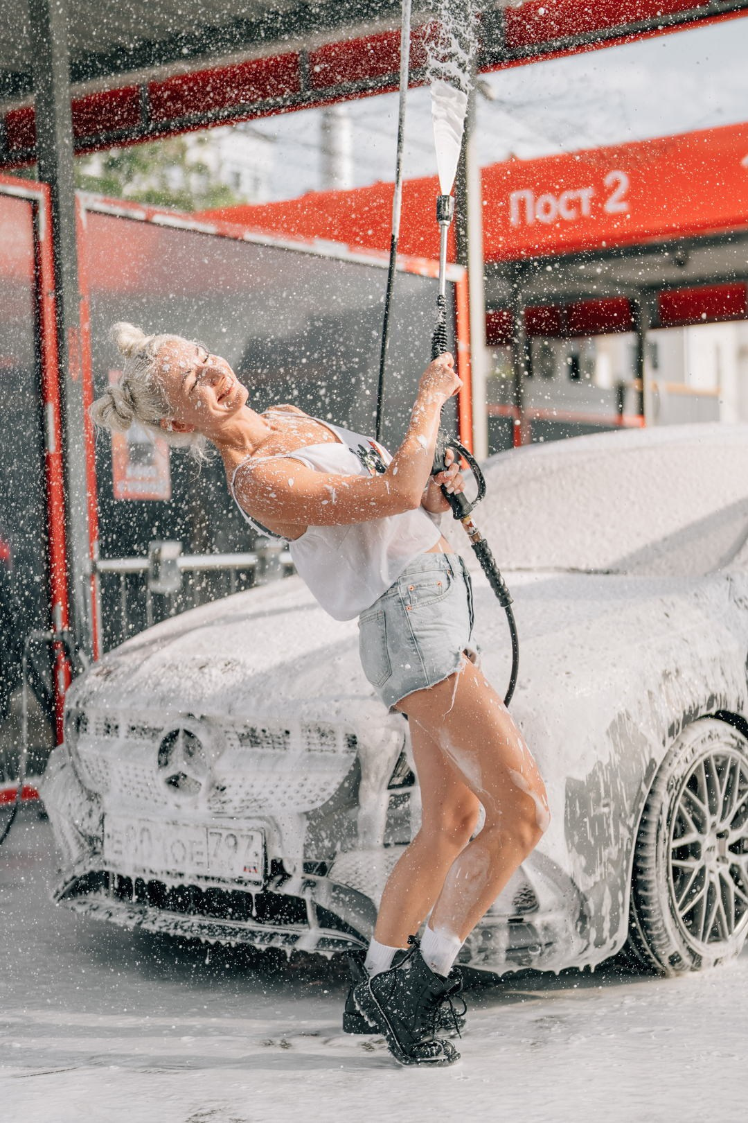 Фотосессия в Геленджике: На автомойке — фотограф Жанна Шестопалова