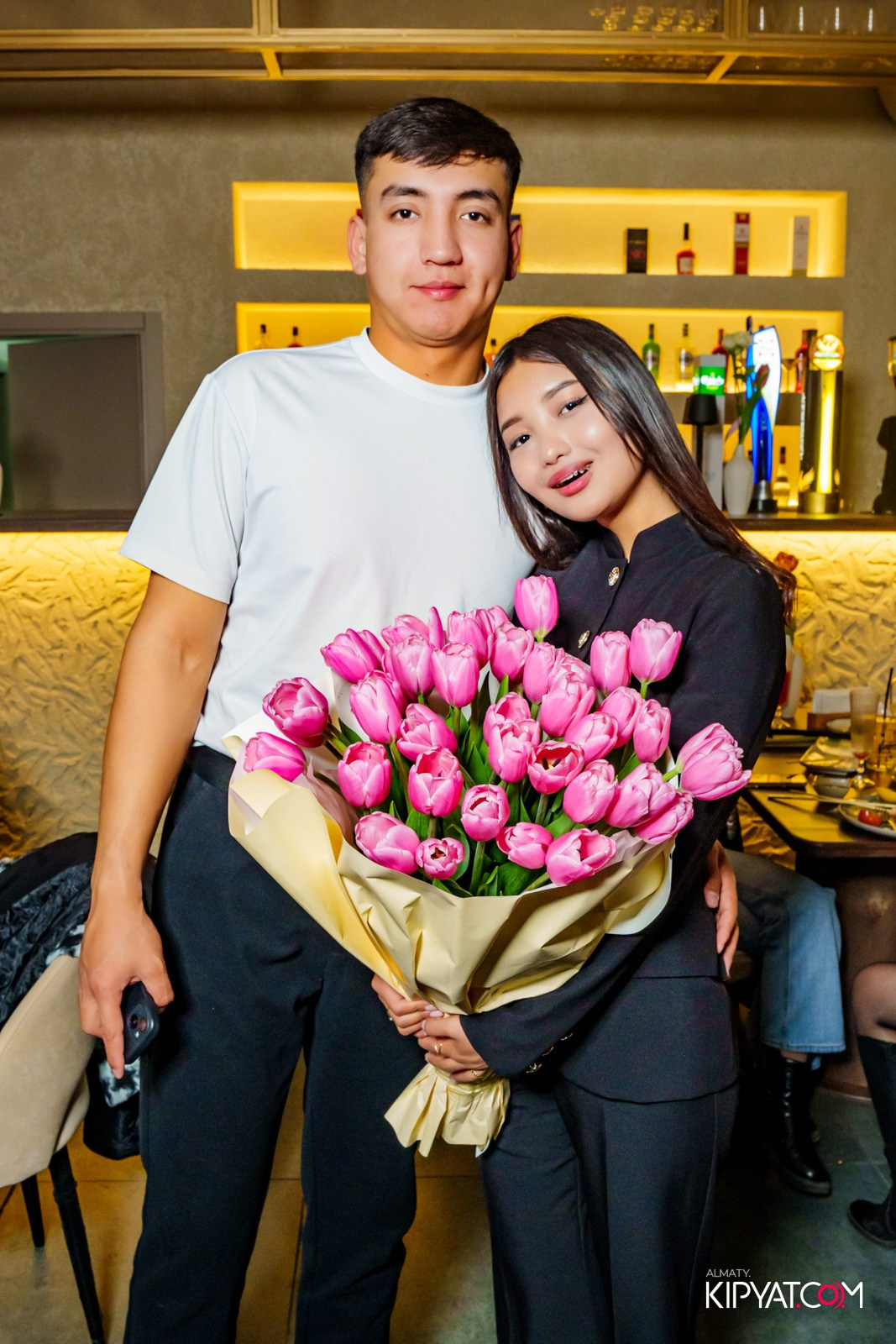 BAY RESTAURANT & BAR. КИПЯТКОМ АЛМАТЫ!