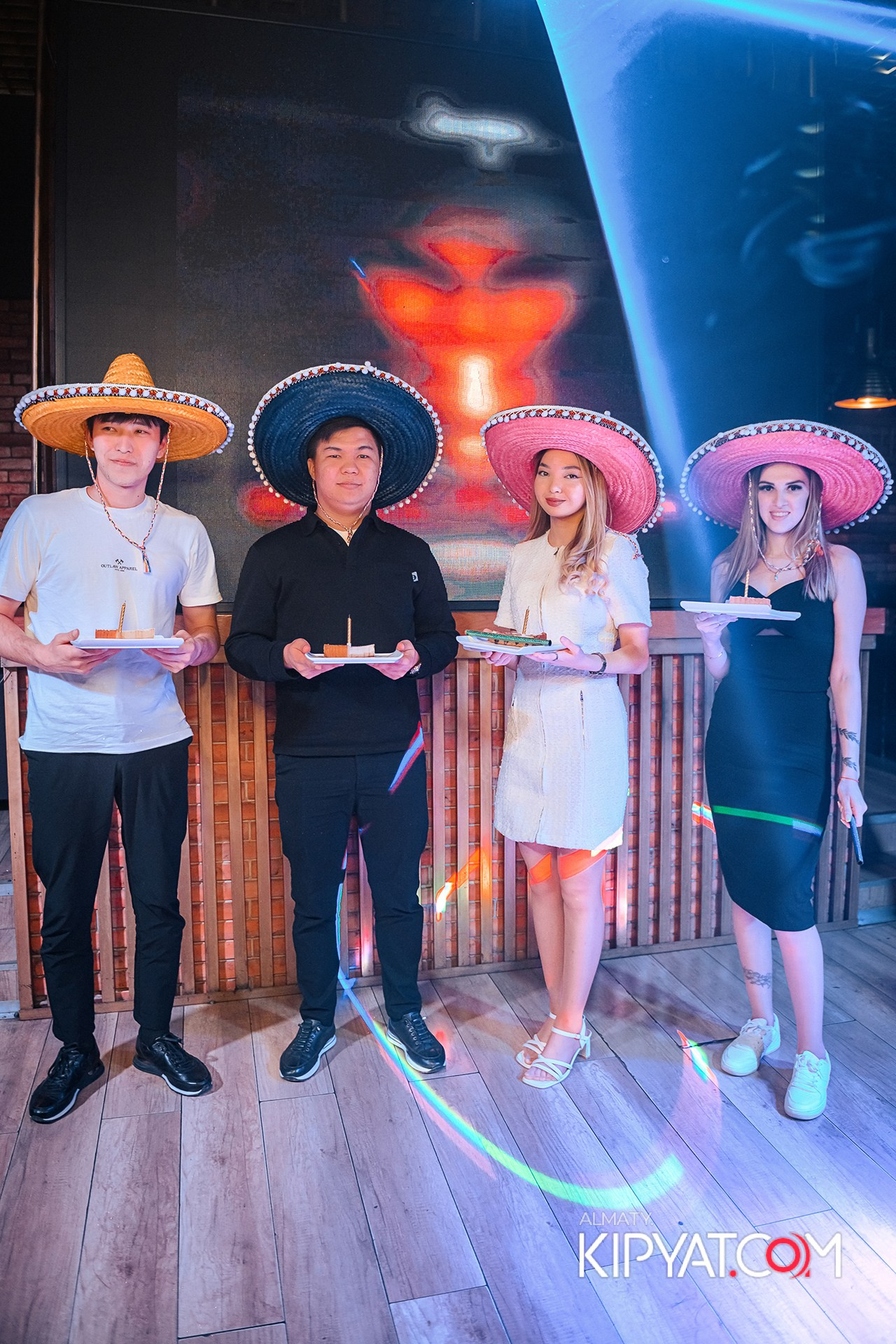 LUGO BAR. КИПЯТКОМ АЛМАТЫ!