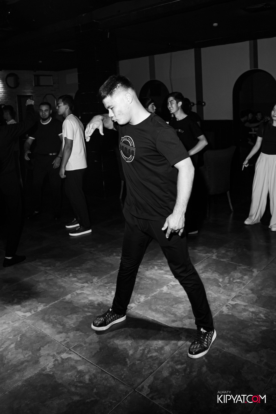 ARAGOSTA DISCO BAR. КИПЯТКОМ АЛМАТЫ!