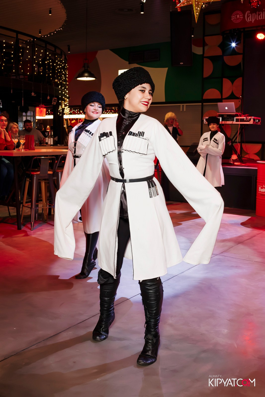 ГРУЗИНСКАЯ РОЖДЕСТВЕНСКАЯ ВЕЧЕРИНКА. КИПЯТКОМ АЛМАТЫ! Фотосъемка мероприятий в Алматы