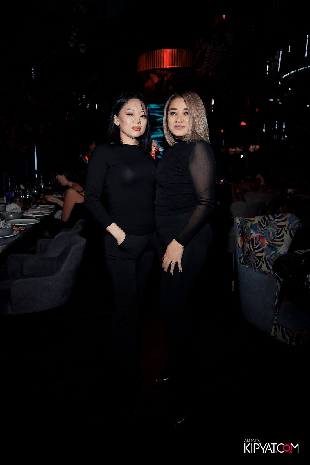 FRIENDS BAR & TERRACE. КИПЯТКОМ АЛМАТЫ!