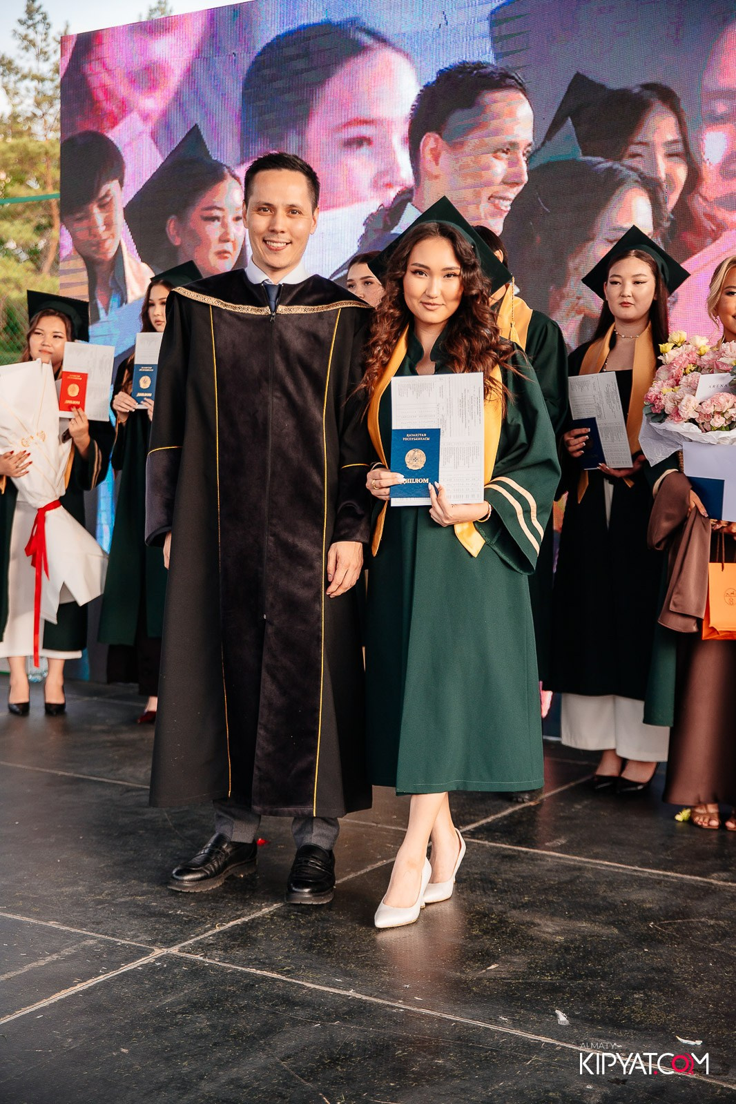 ВРУЧЕНИЕ ДИПЛОМОВ — НАРХОЗ КОЛЛЕДЖ. Part 3. КИПЯТКОМ АЛМАТЫ!