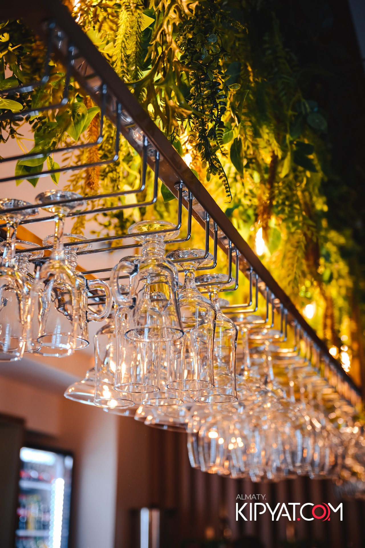 КАФЕ ШАЛКАР-ДИСКО 80-Х. КИПЯТКОМ АЛМАТЫ!