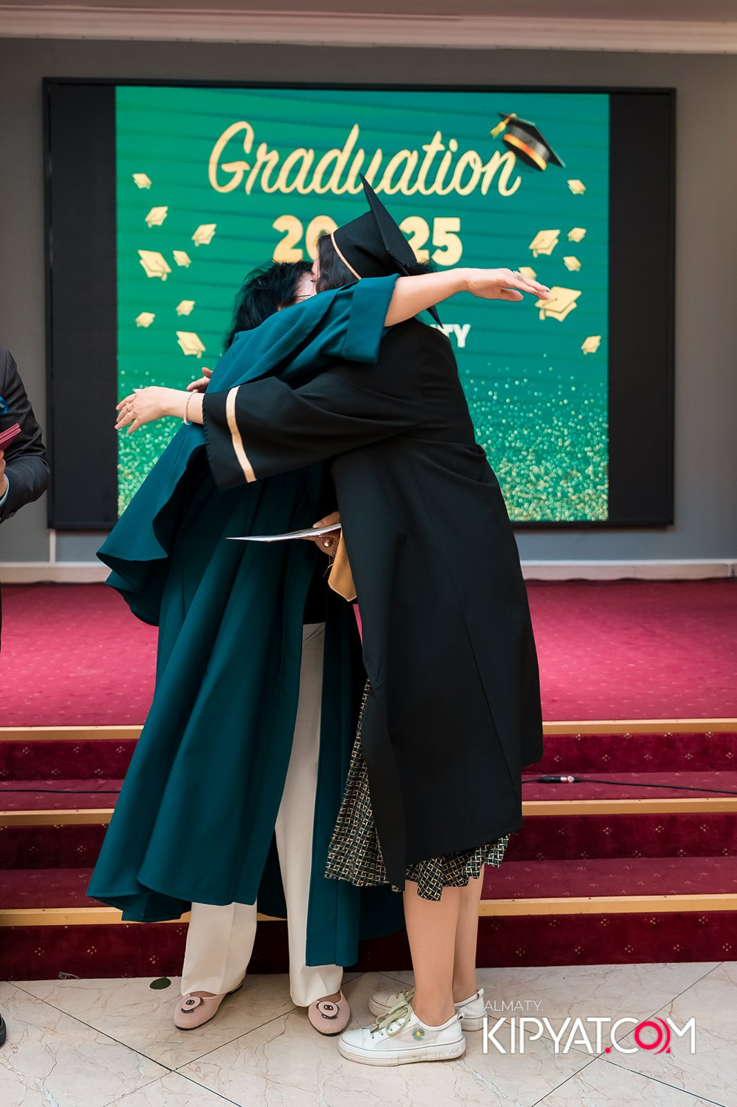 GRADUATION 2025 Q UNIVERSITY. КИПЯТКОМ АЛМАТЫ!