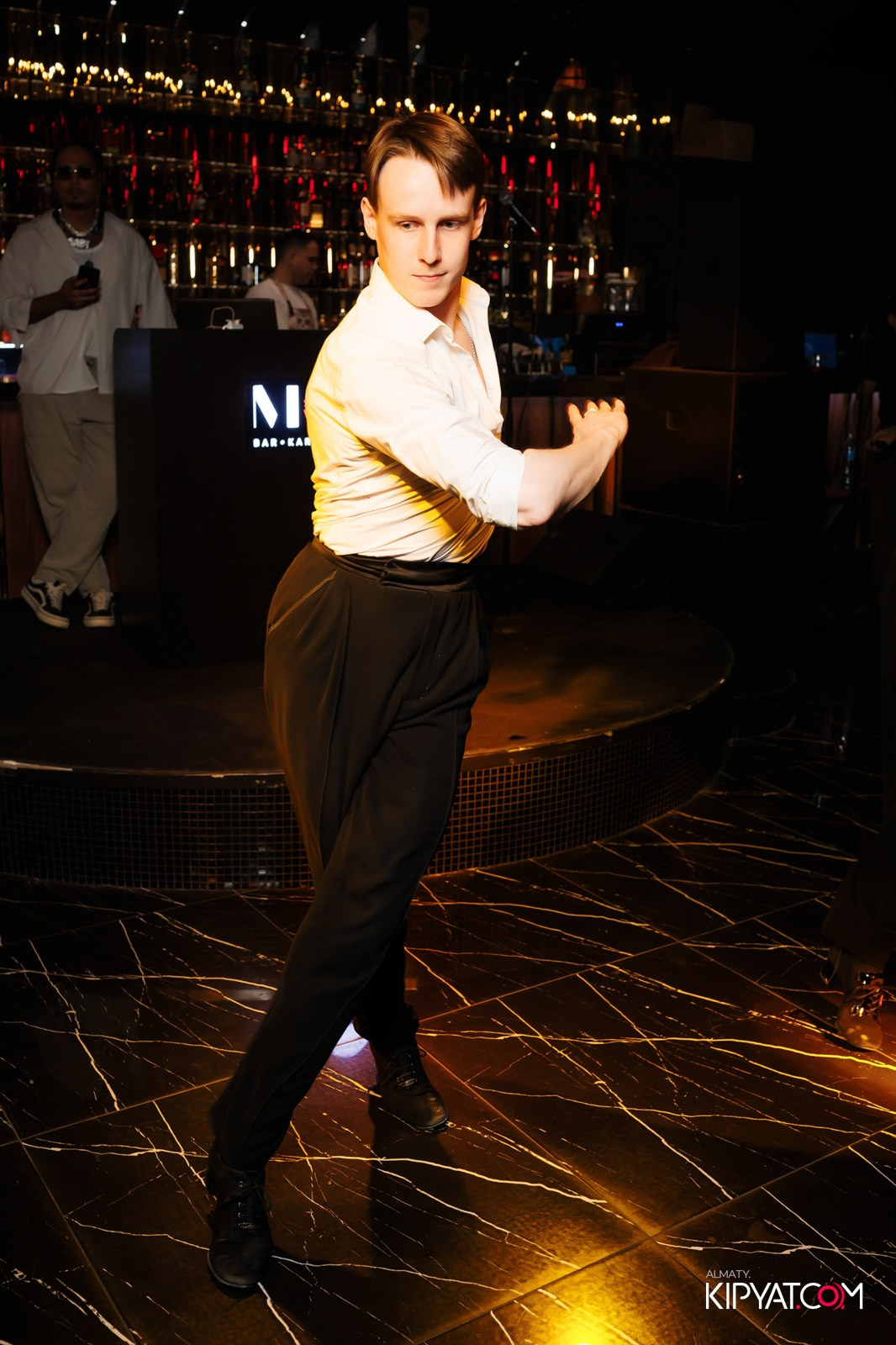 MOOD KARAOKE & TERRACE. КИПЯТКОМ АЛМАТЫ!