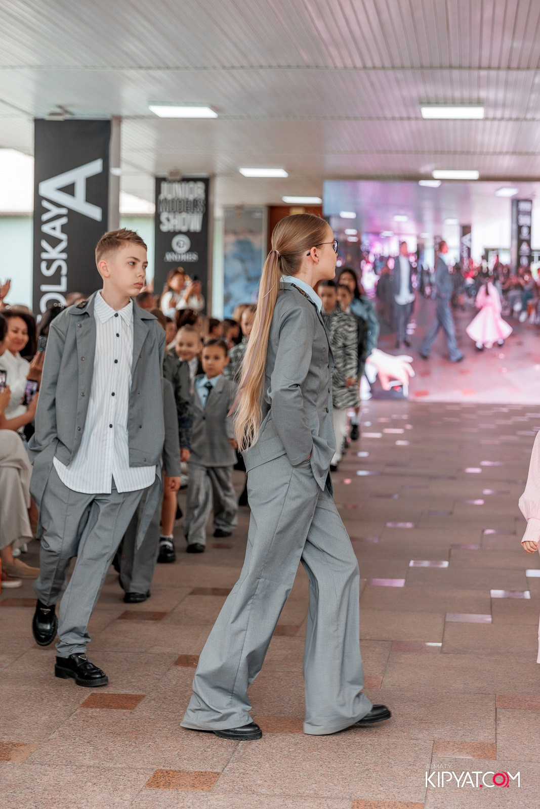JUNIOR FASHION SHOW. КИПЯТКОМ АЛМАТЫ!