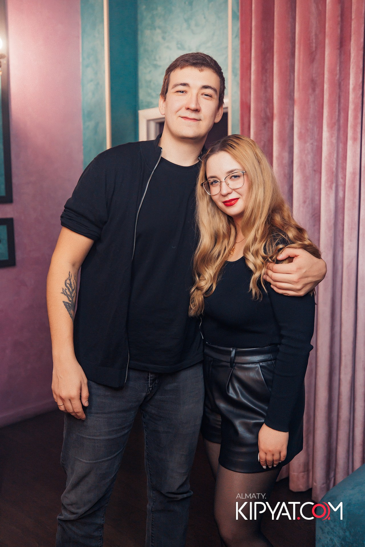 Ухо и Медведь на Курмангазы. КИПЯТКОМ АЛМАТЫ!