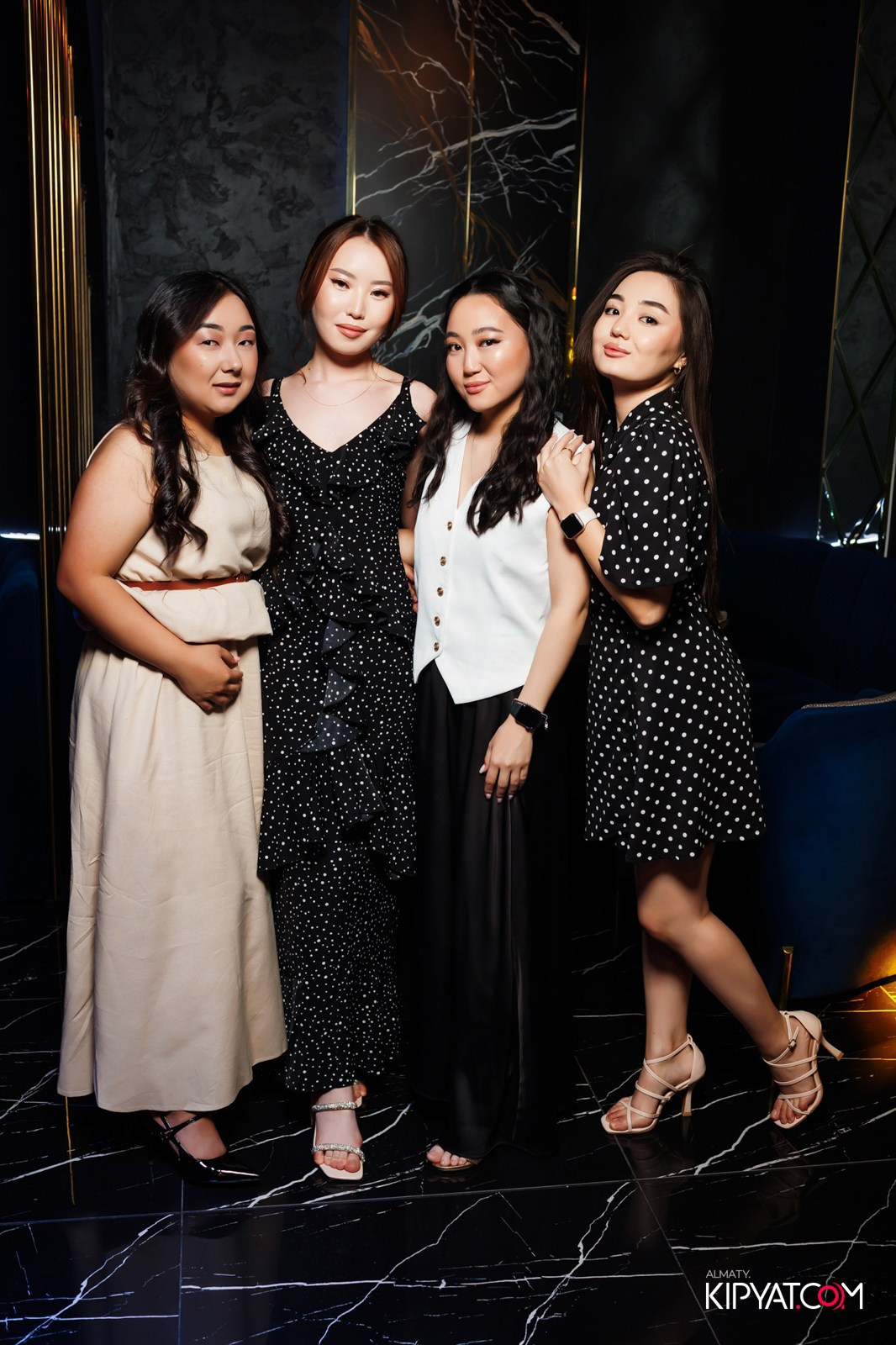 MOOD KARAOKE & TERRACE. КИПЯТКОМ АЛМАТЫ!